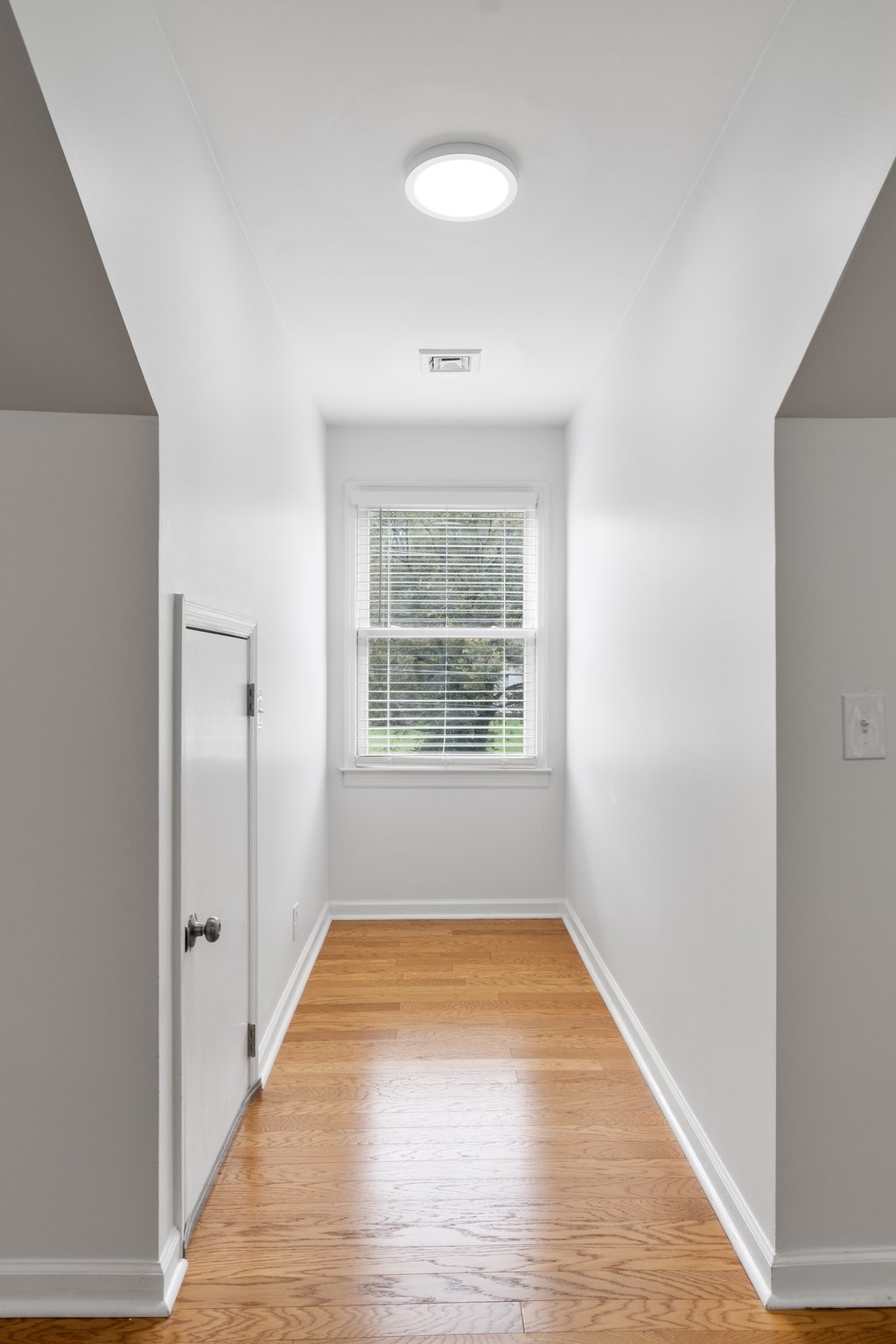 1406 Grandview Dr