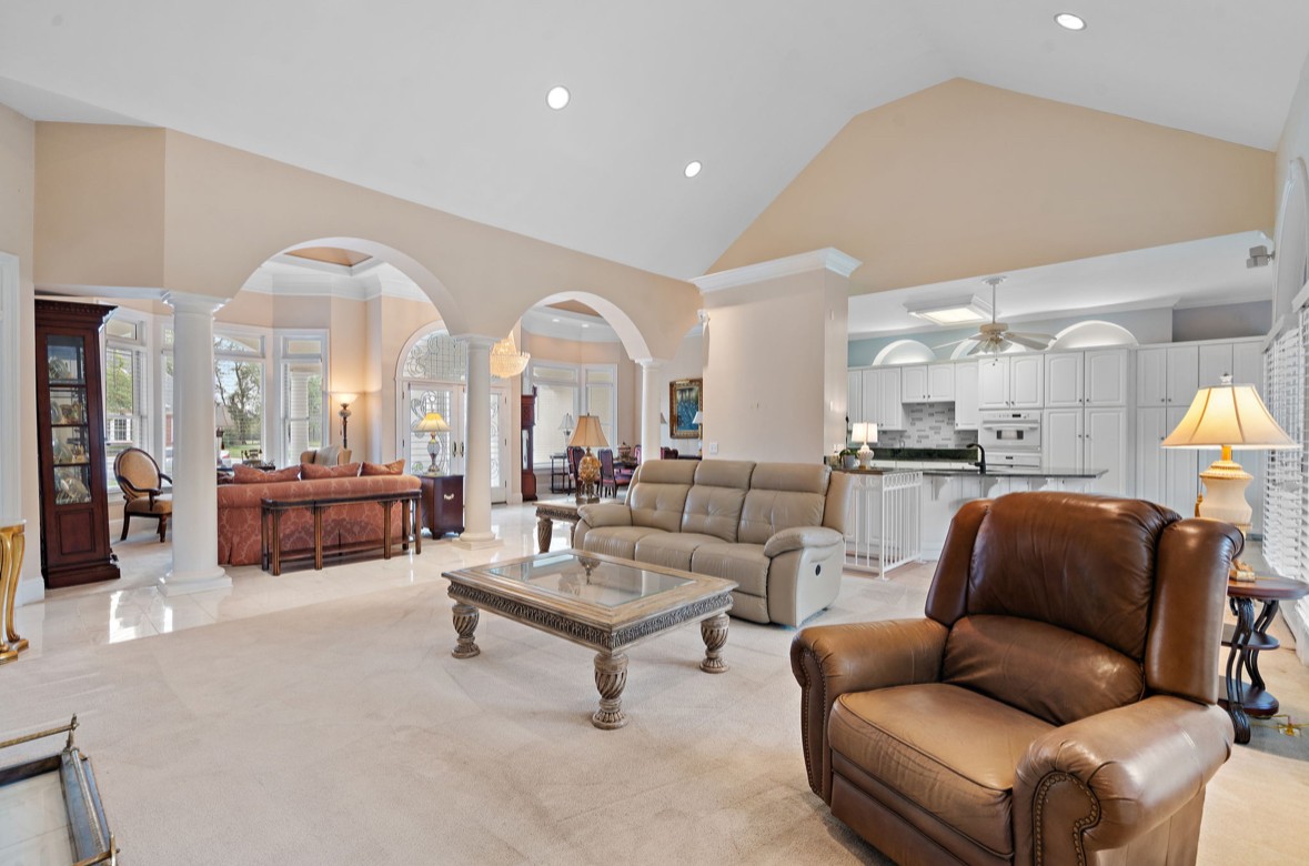 1653 Rachel Way