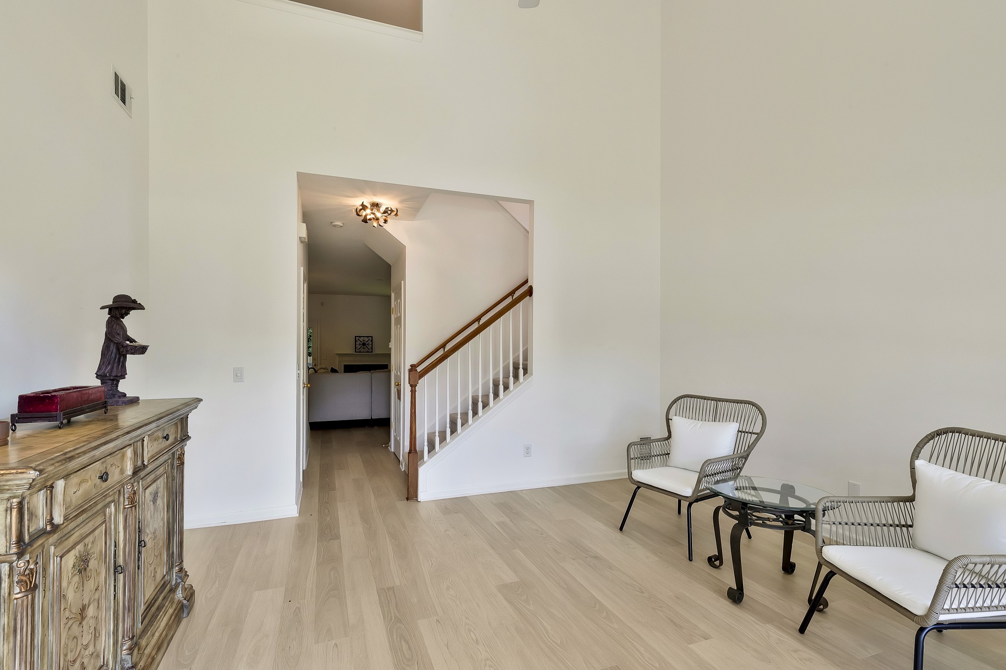 340 Normandy Cir