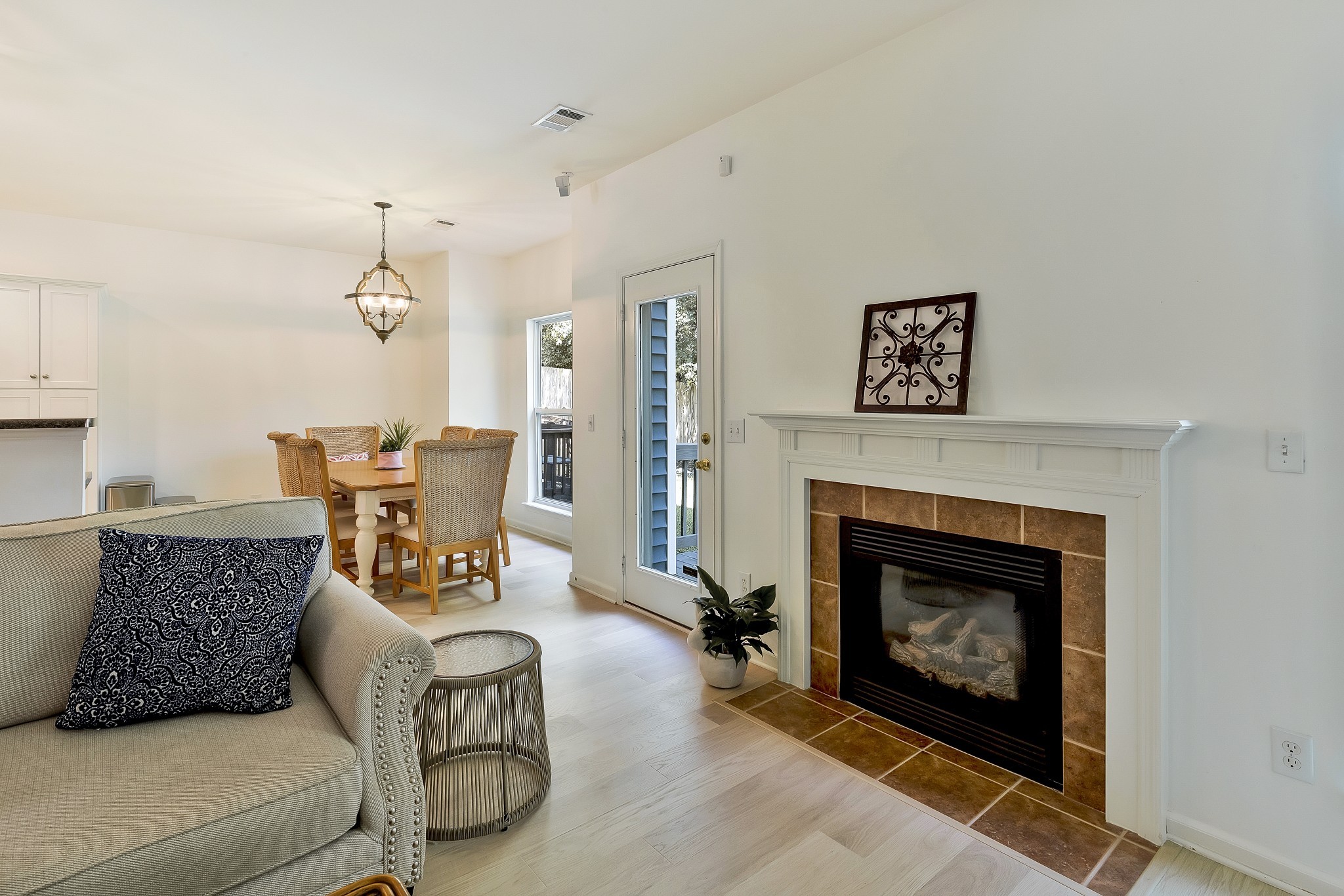 340 Normandy Cir