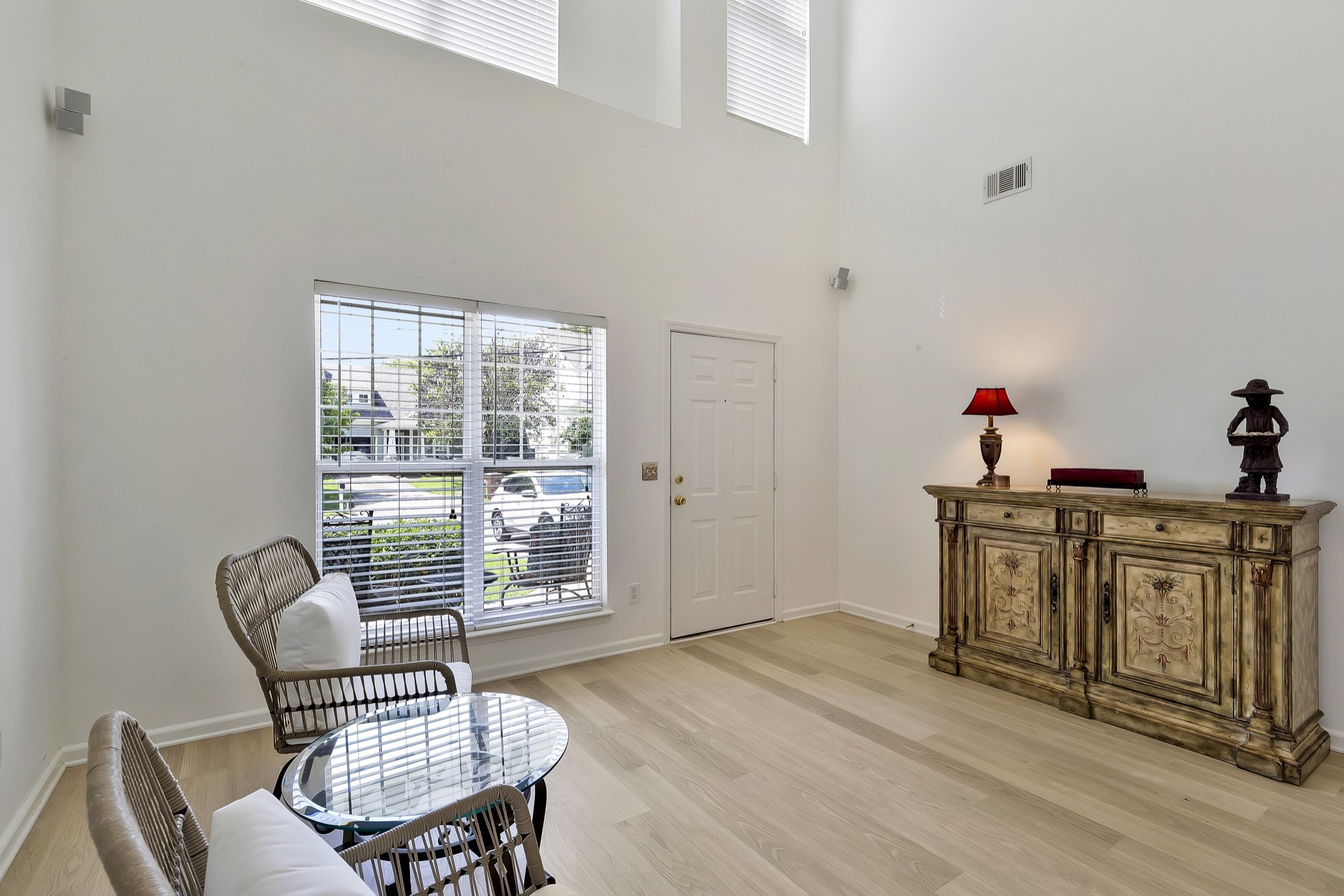 340 Normandy Cir