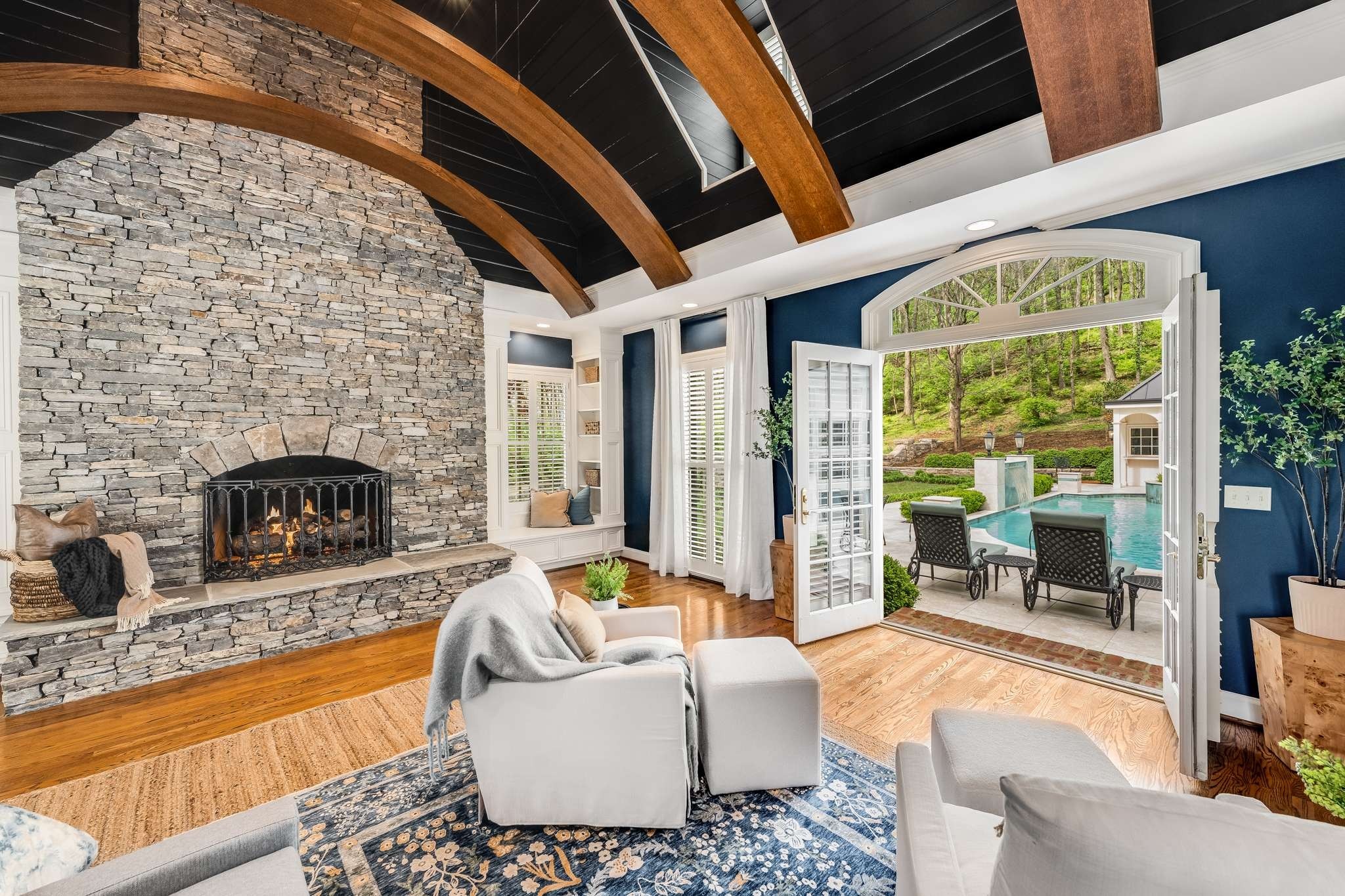 4412 Chickering Lane