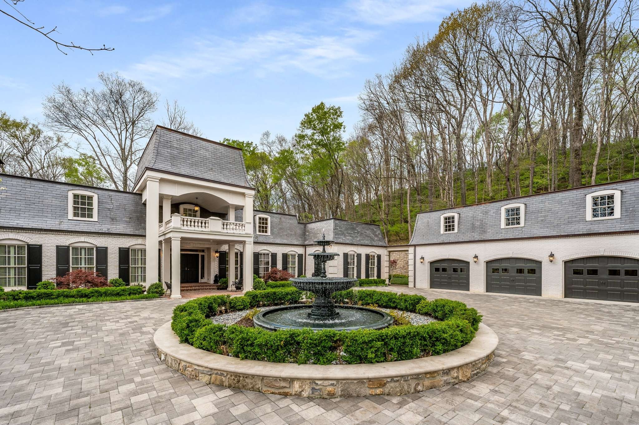 4412 Chickering Lane