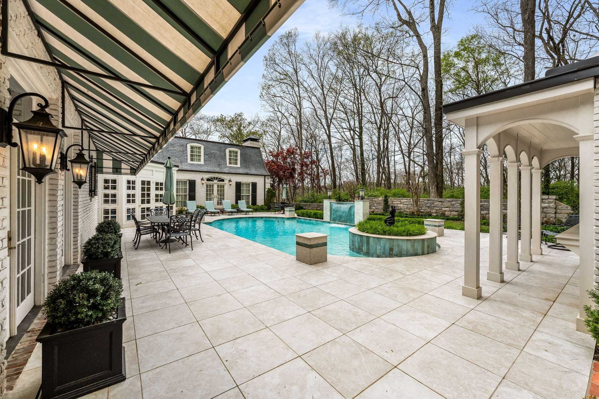 4412 Chickering Lane