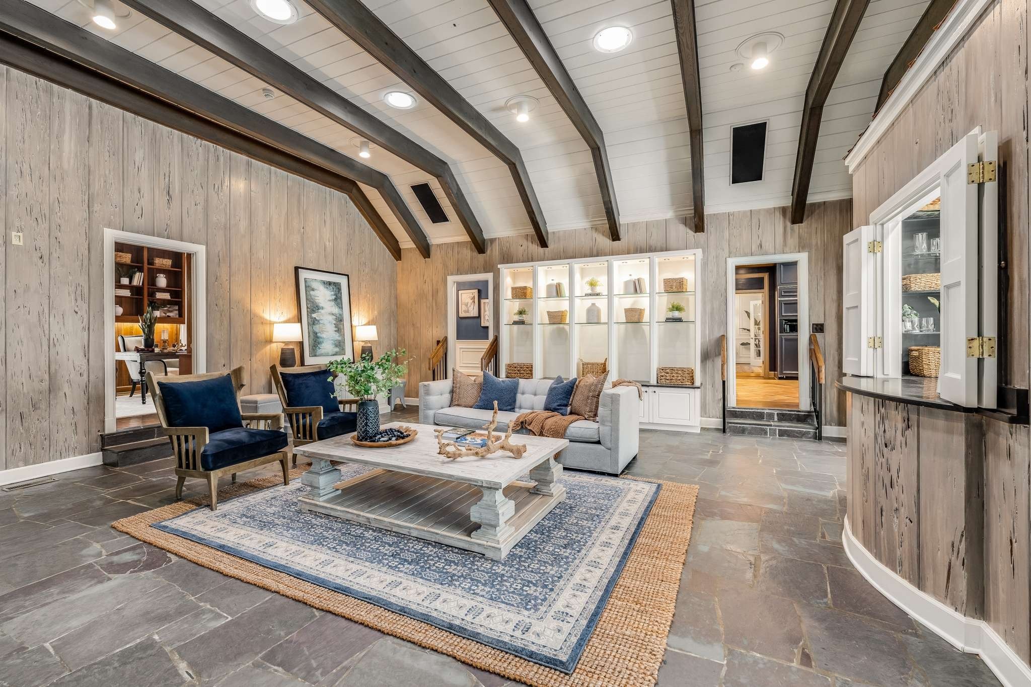 4412 Chickering Lane