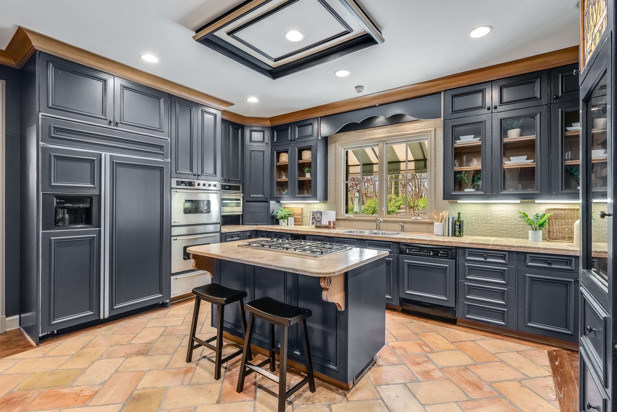 4412 Chickering Lane
