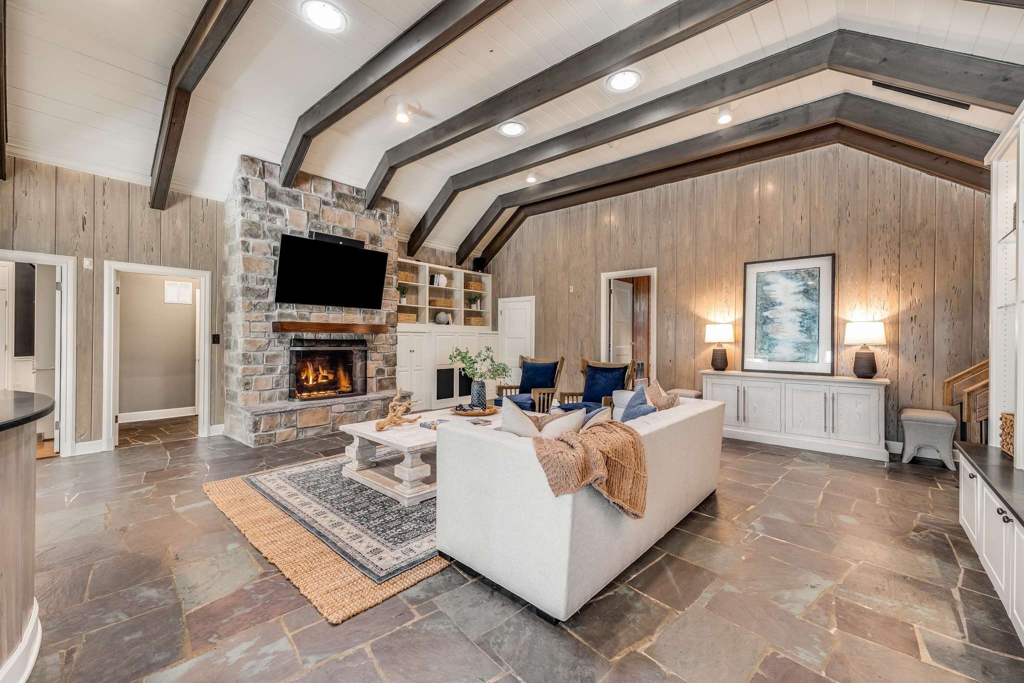 4412 Chickering Lane