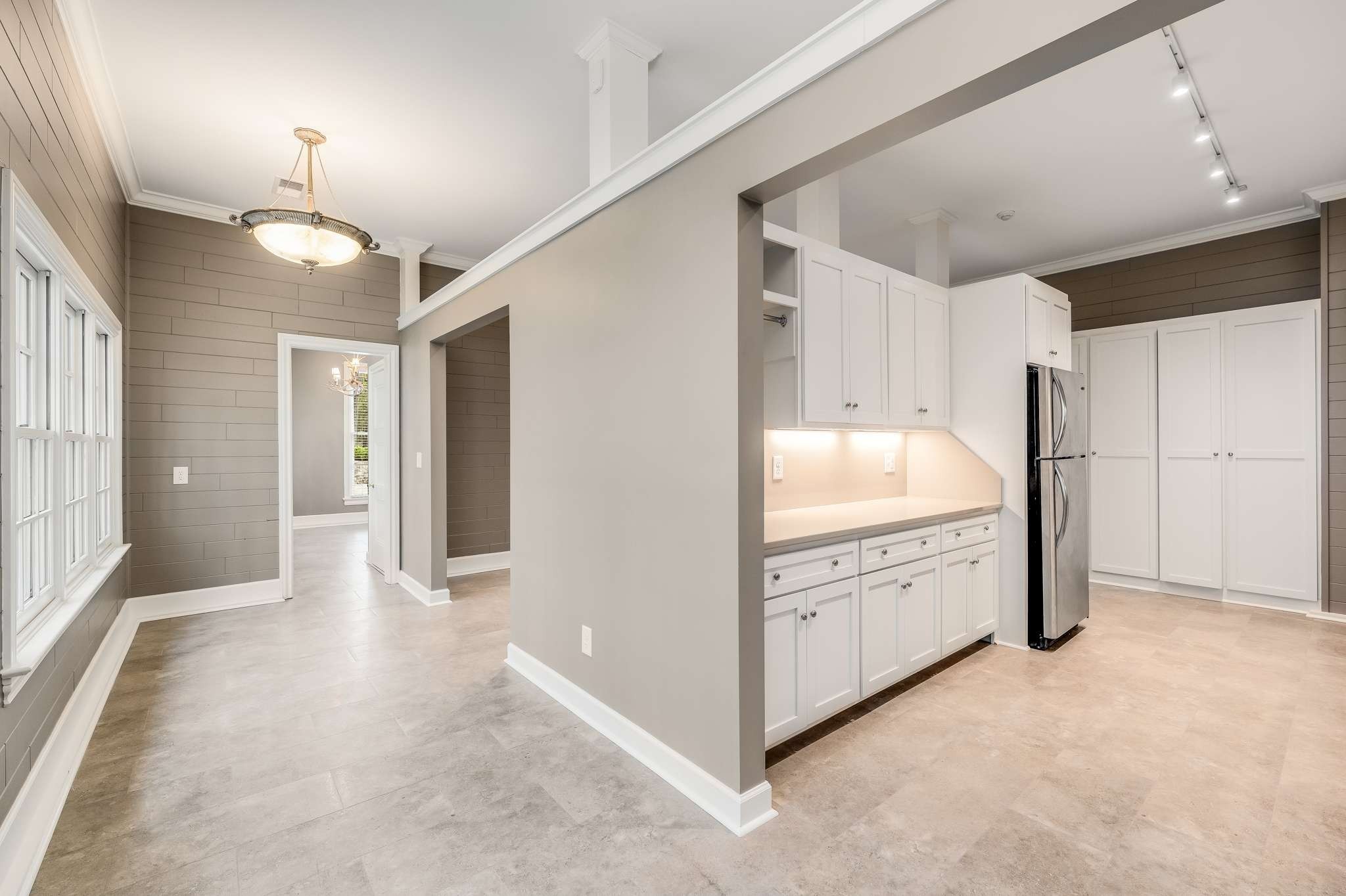 4412 Chickering Lane