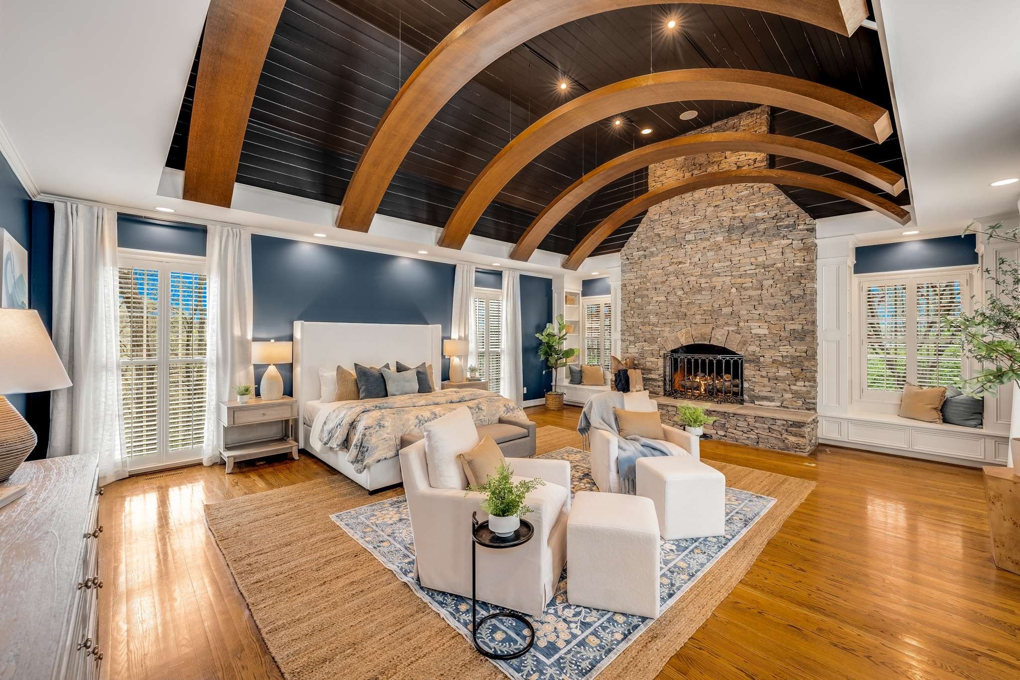 4412 Chickering Lane