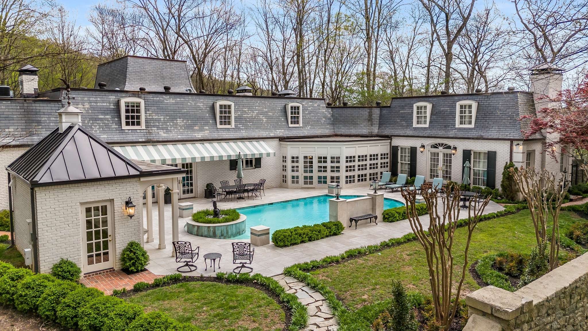 4412 Chickering Lane