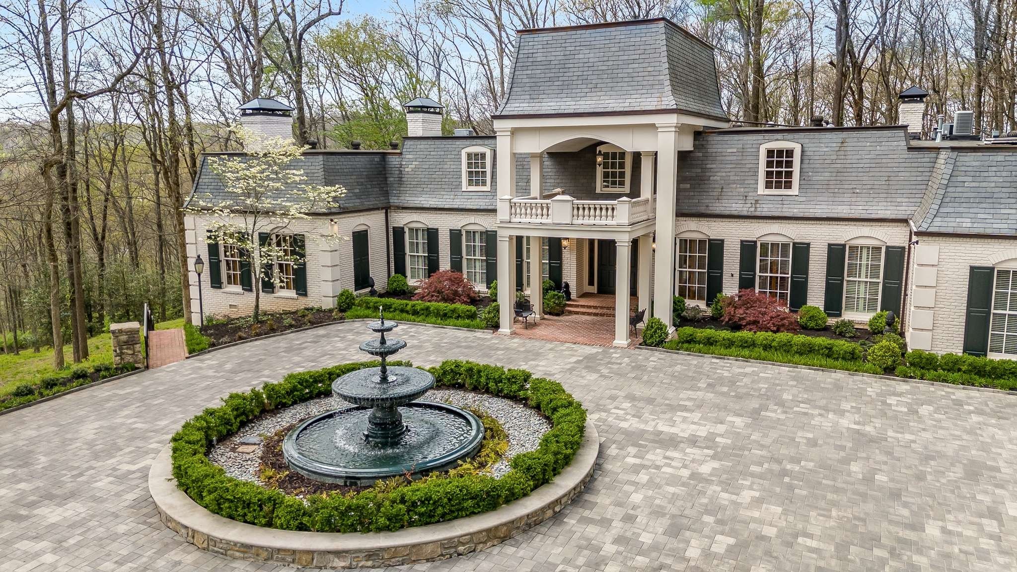 4412 Chickering Lane