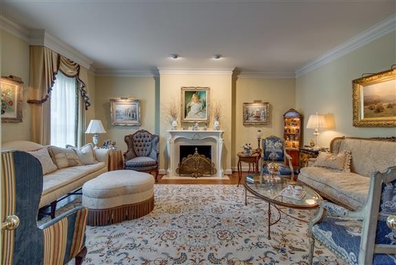 204 Moultrie Park