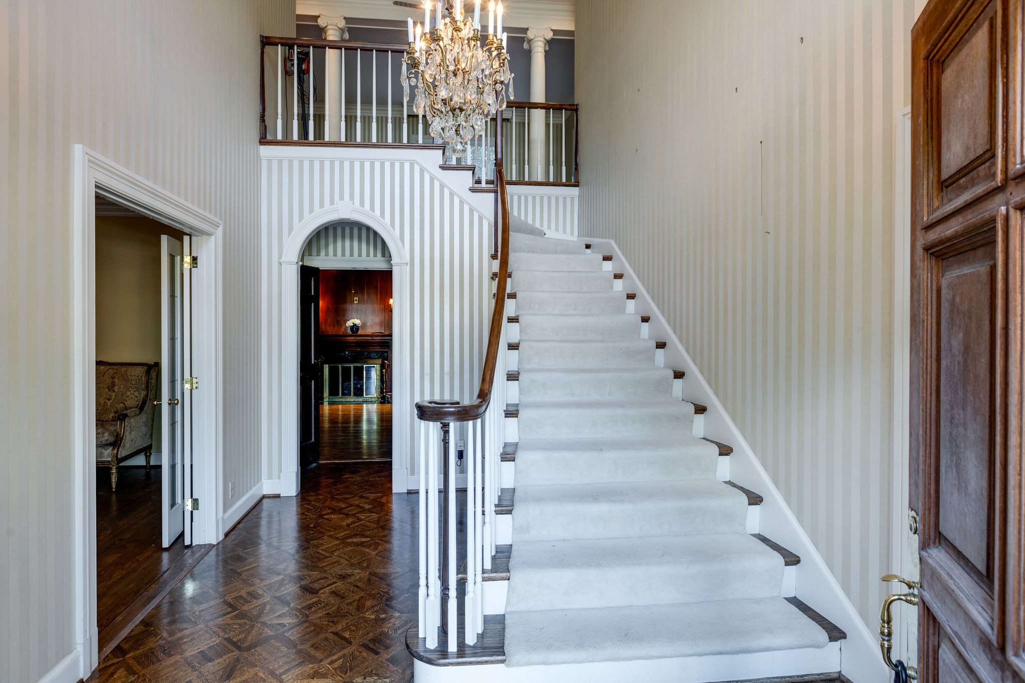 204 Moultrie Park