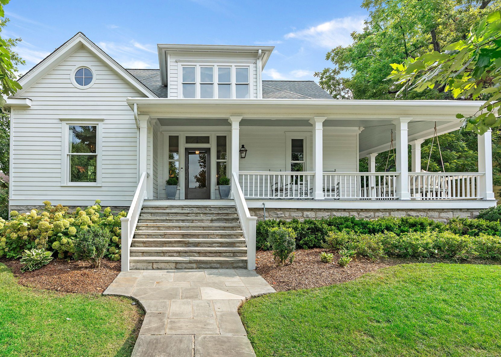 1104 Halcyon Ave