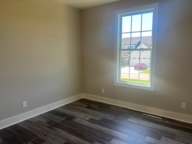 186 Lookout Dr
