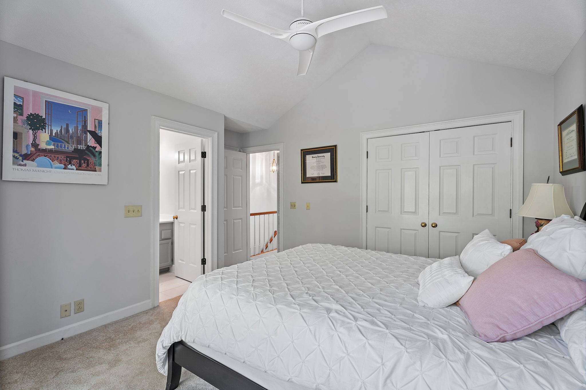 2844 Woodlawn Dr