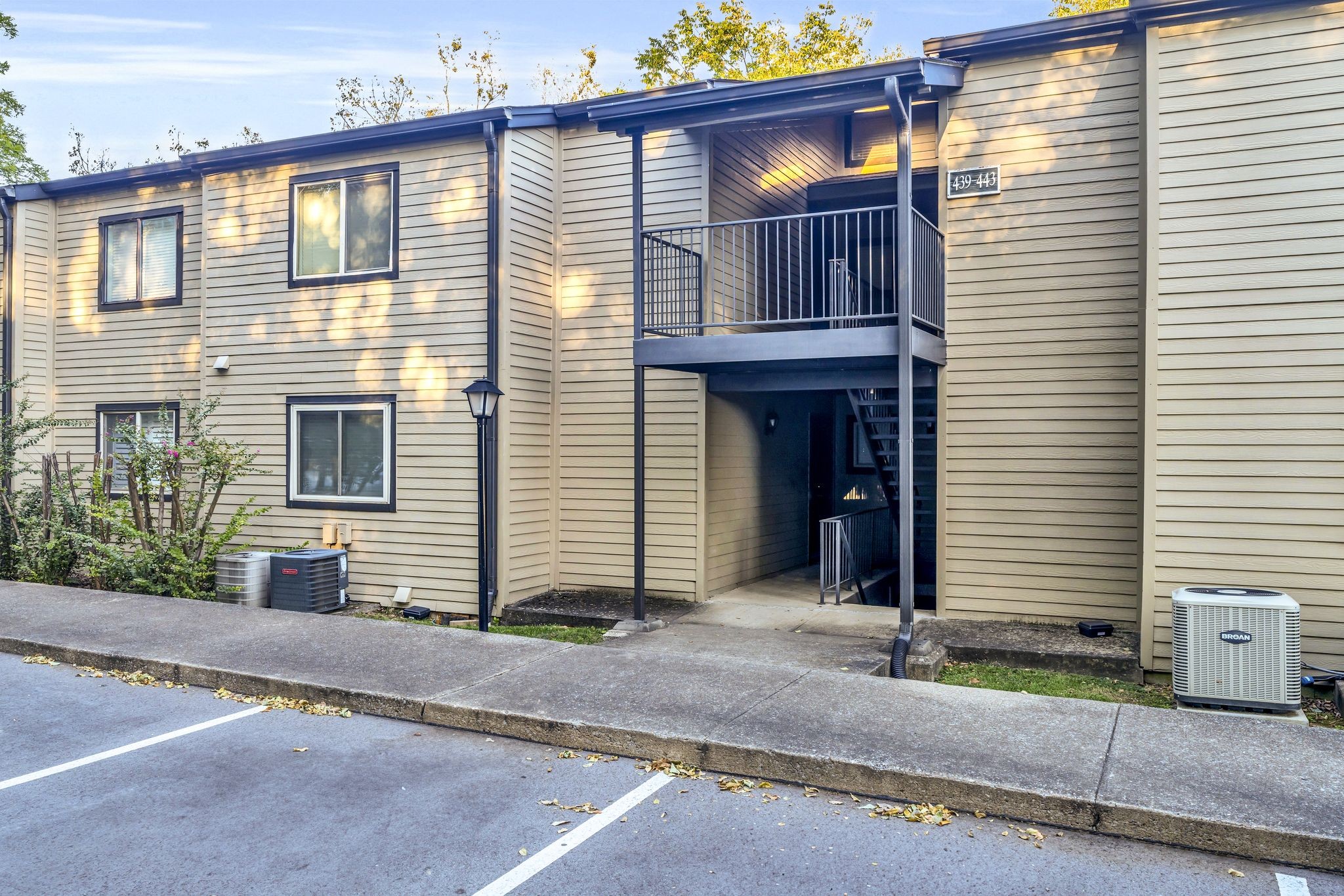 441 Summit Ridge Pl