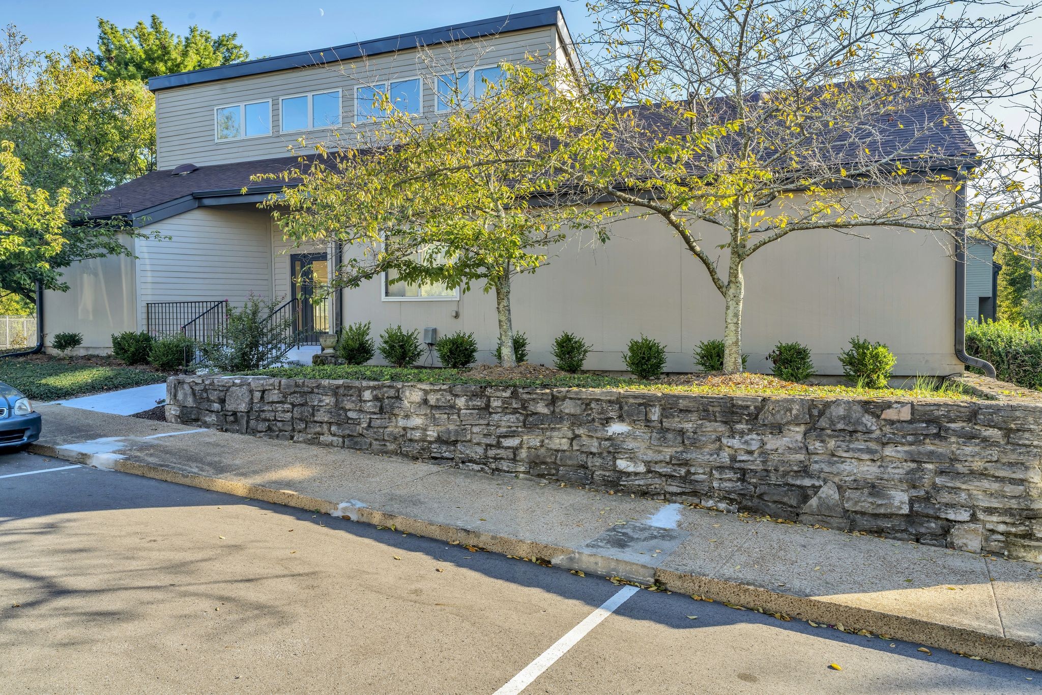 441 Summit Ridge Pl