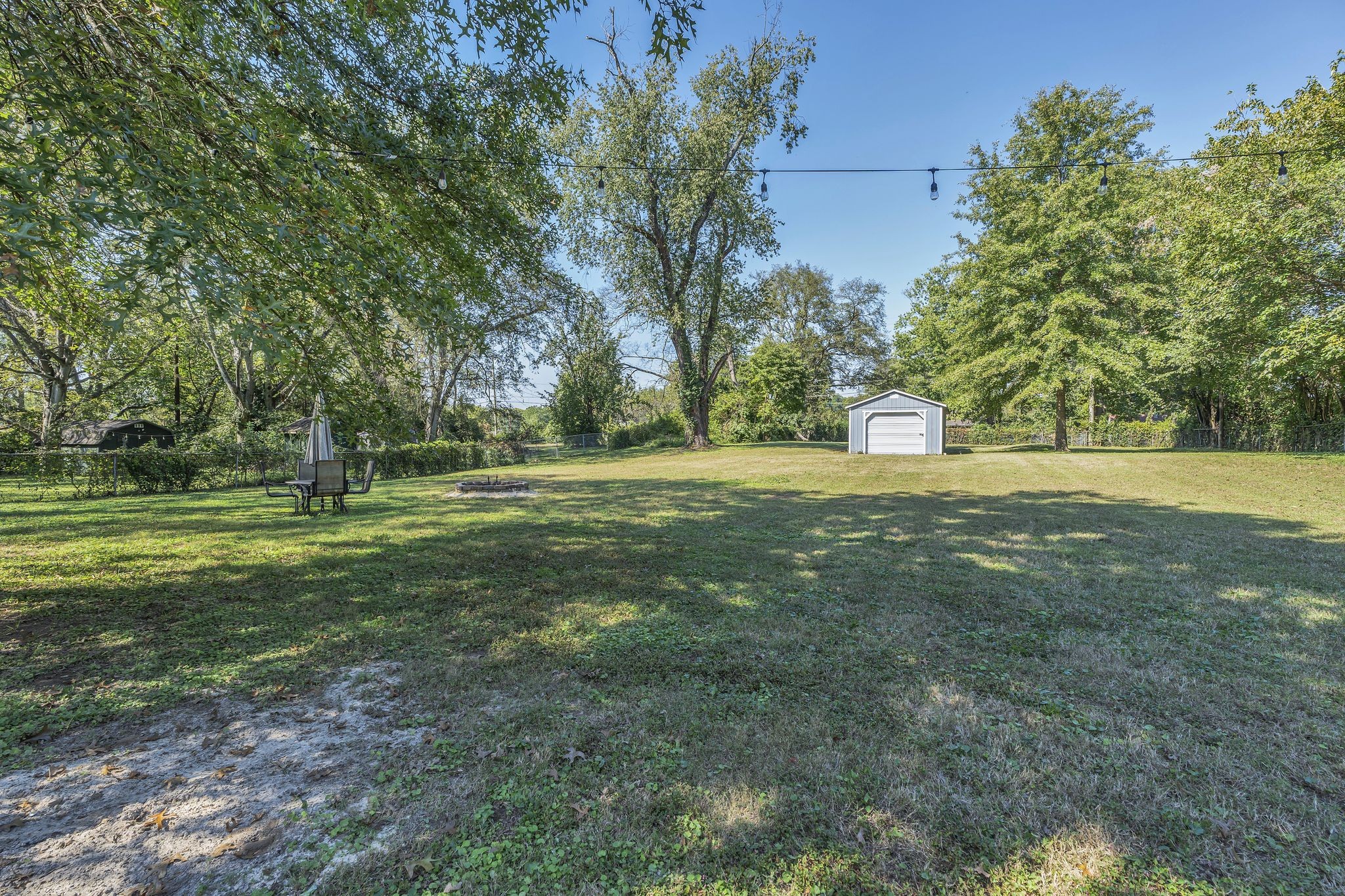 321 Lawndale Dr