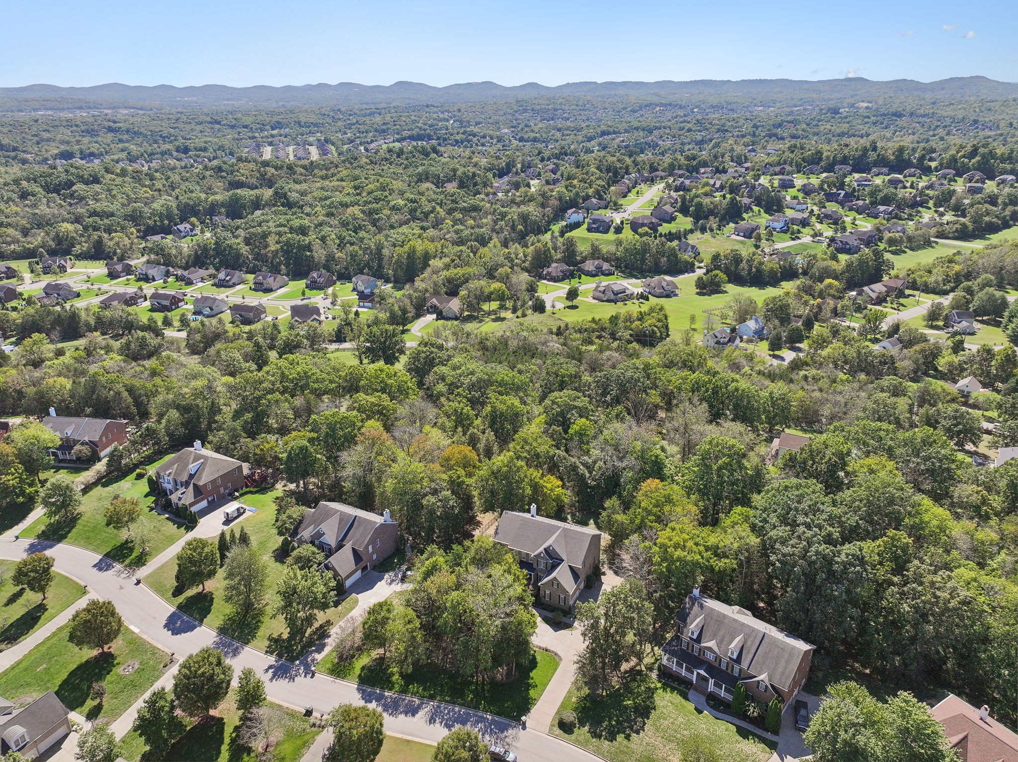 6884 Walnut Hills Dr