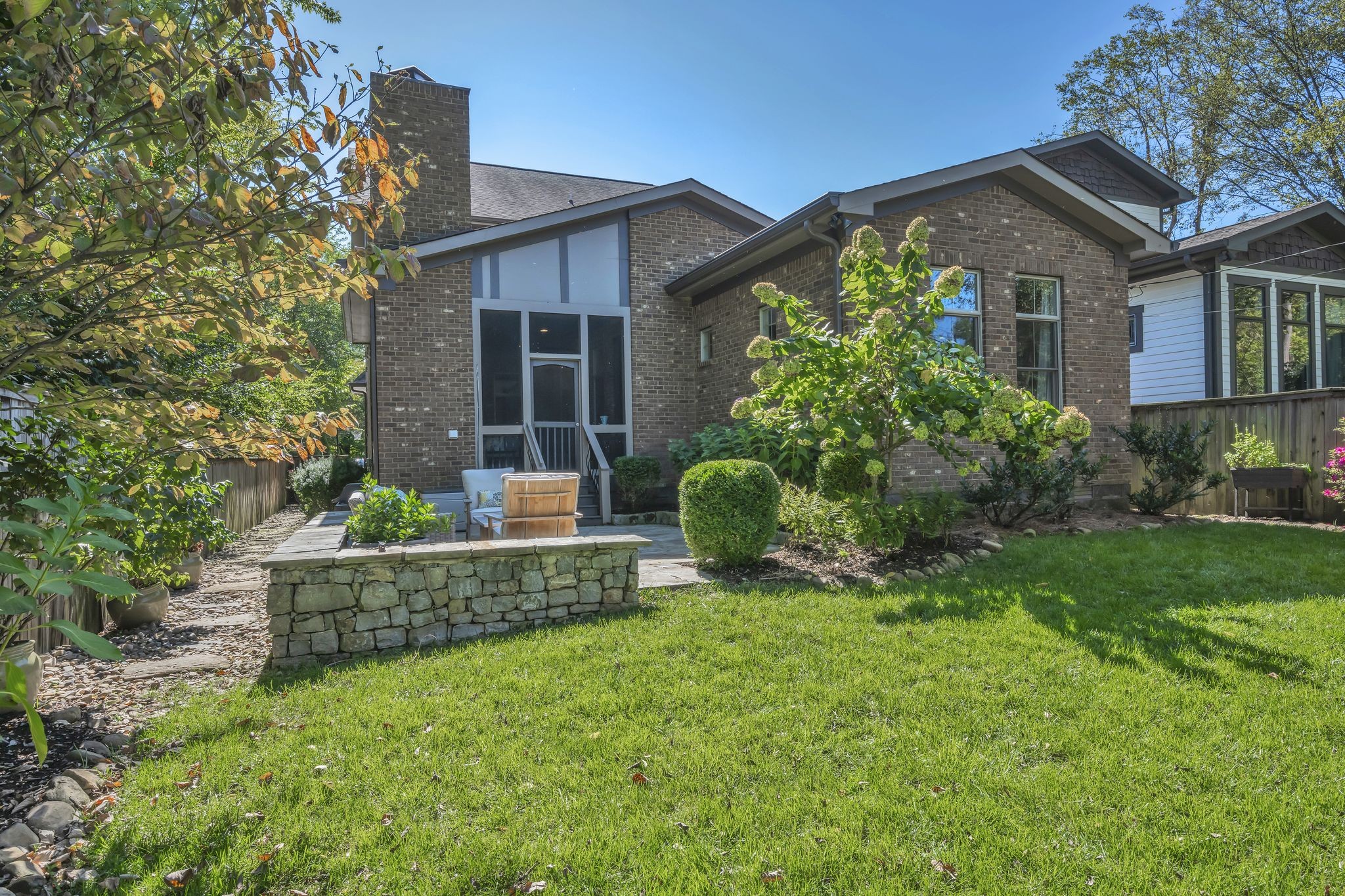 1120 Biltmore Dr Unit: A