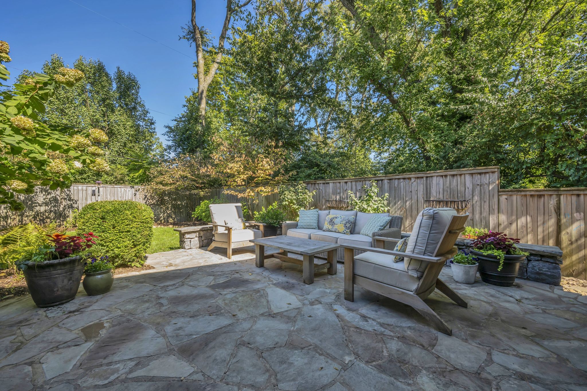 1120 Biltmore Dr Unit: A