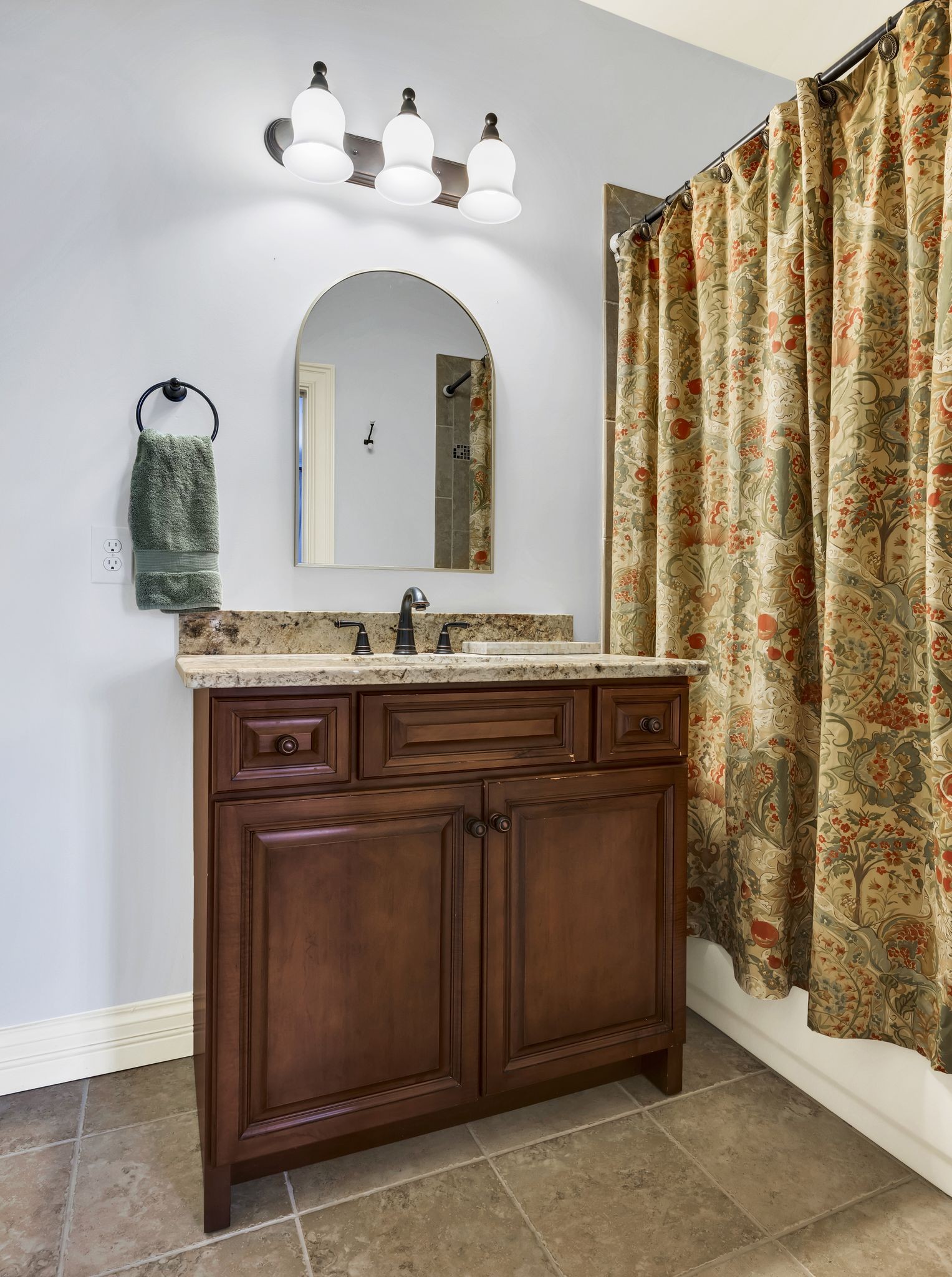1120 Biltmore Dr Unit: A