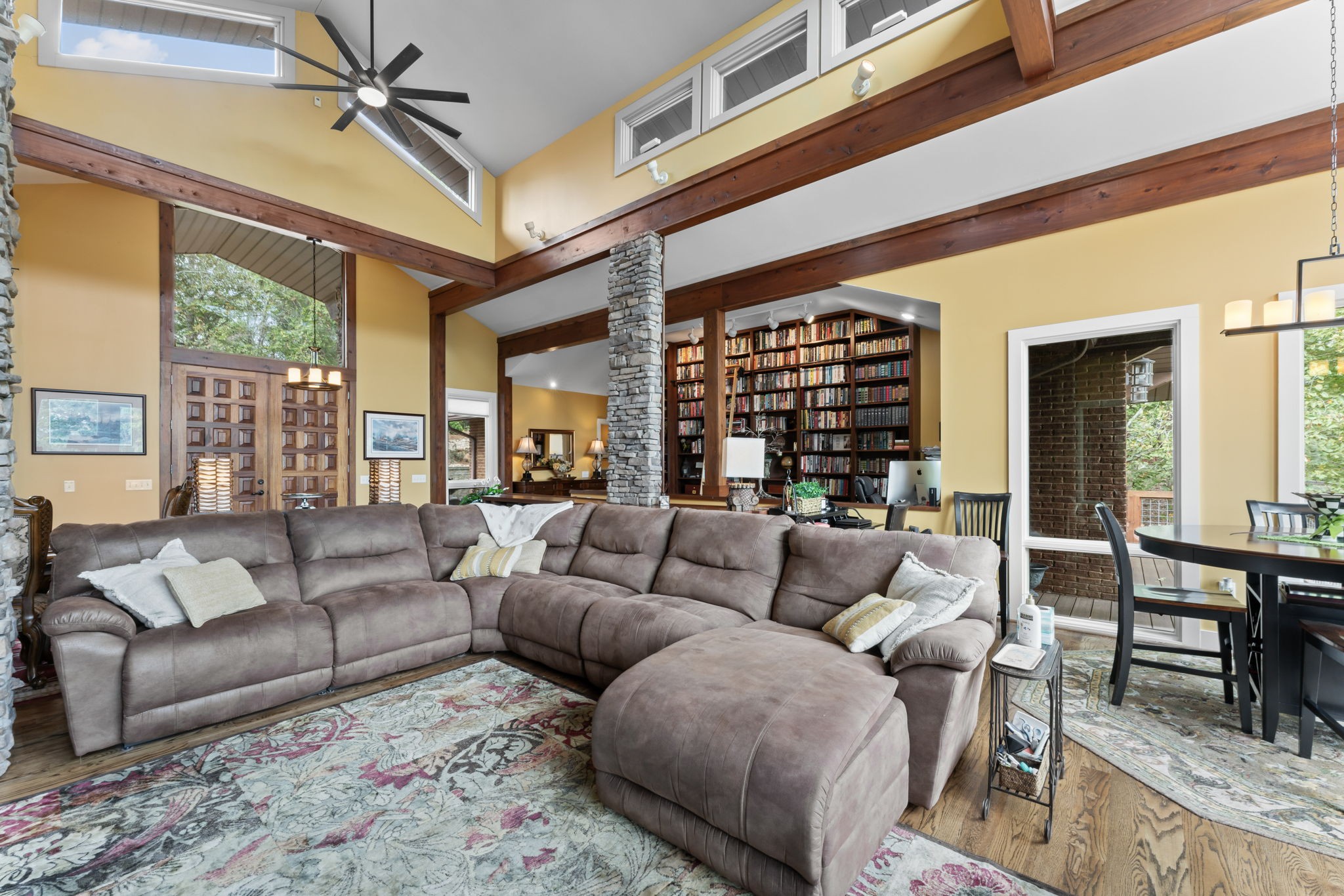 130 Mountain Lake Trace