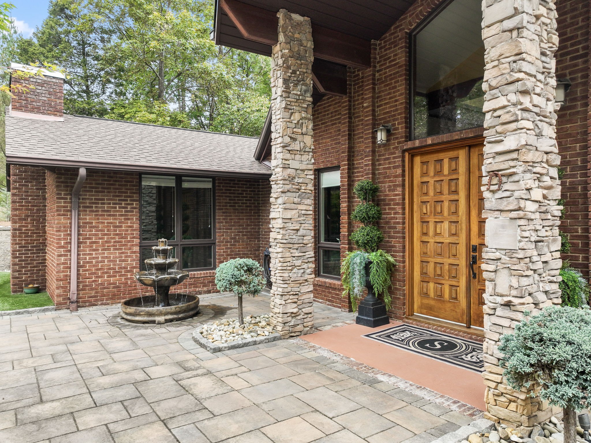 130 Mountain Lake Trace