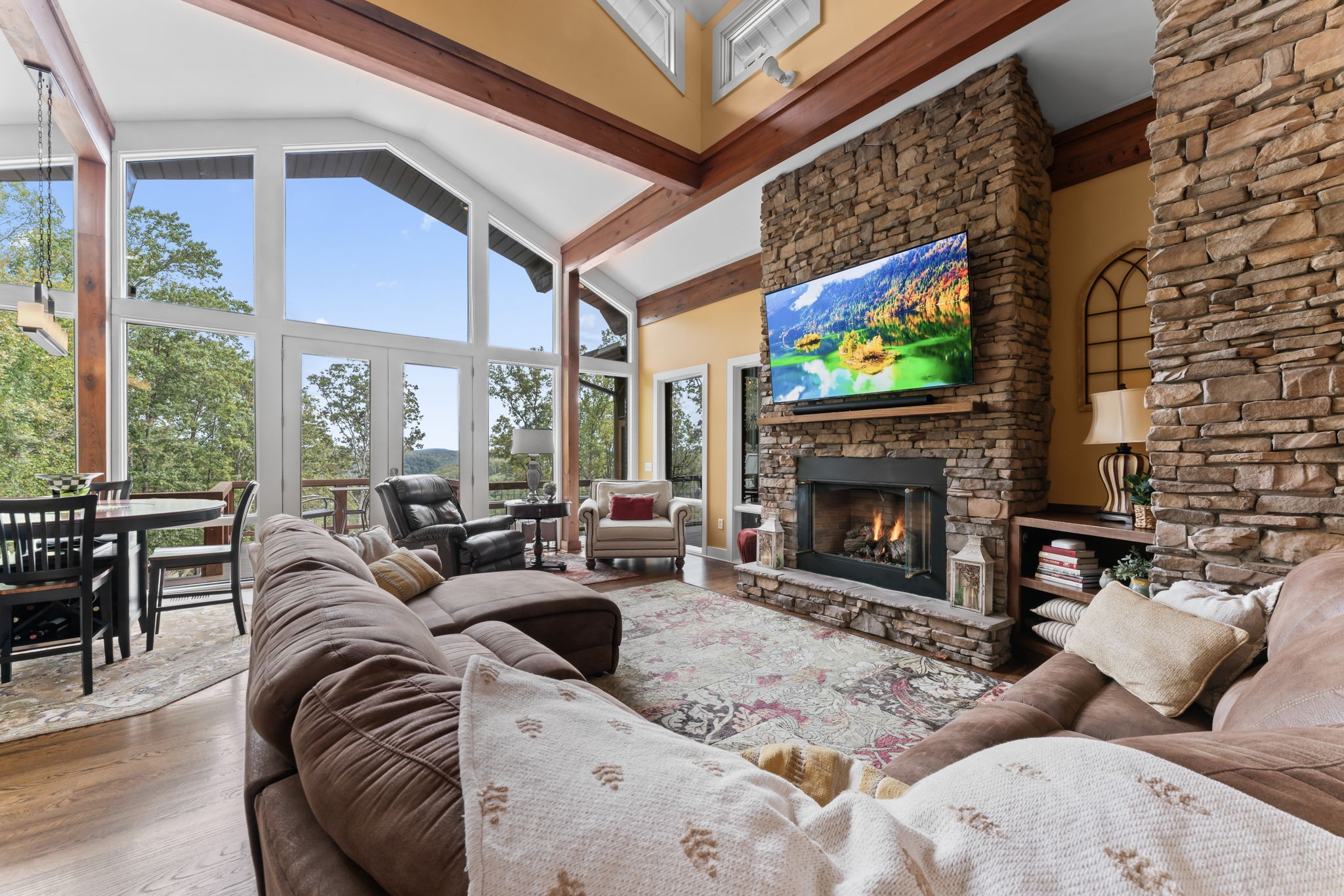 130 Mountain Lake Trace