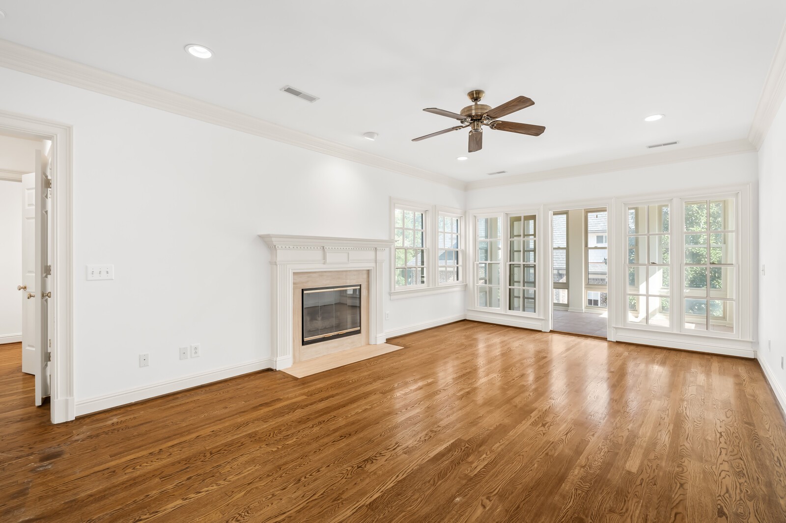 101 Whitney Place Ct