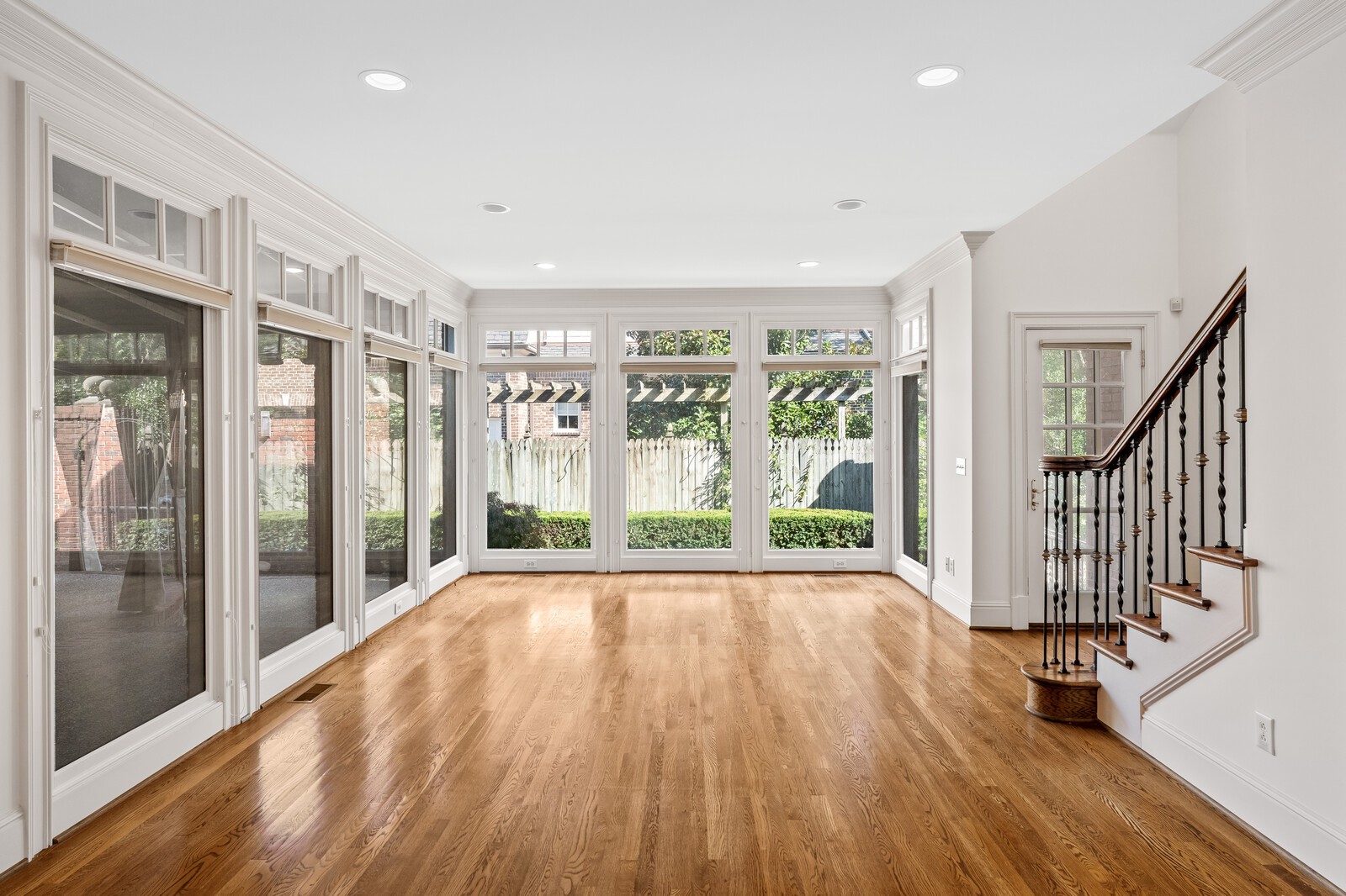 101 Whitney Place Ct