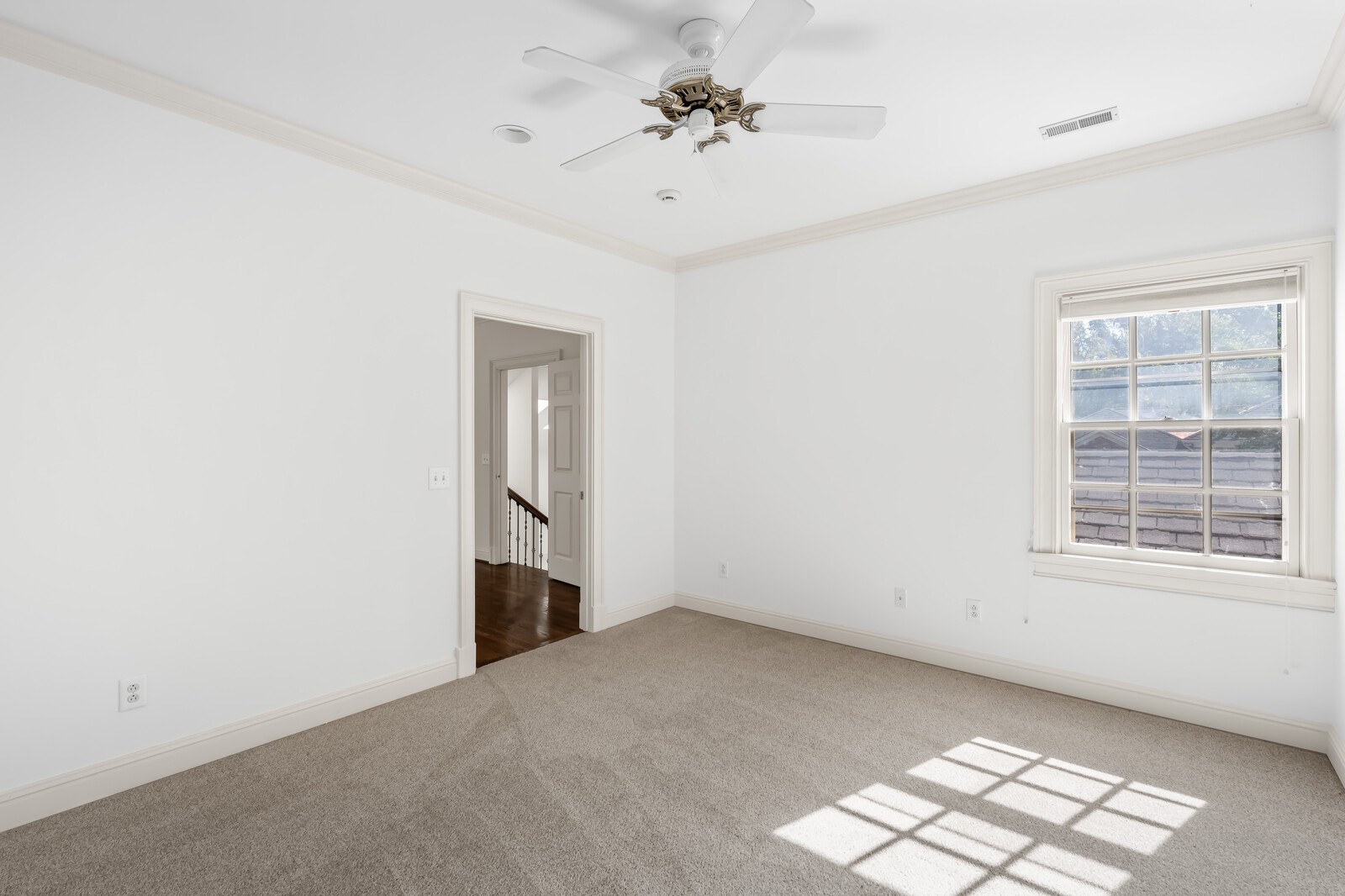 101 Whitney Place Ct