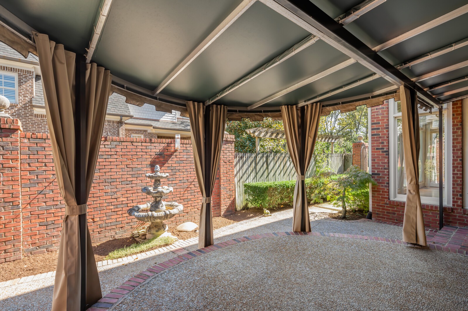 101 Whitney Place Ct