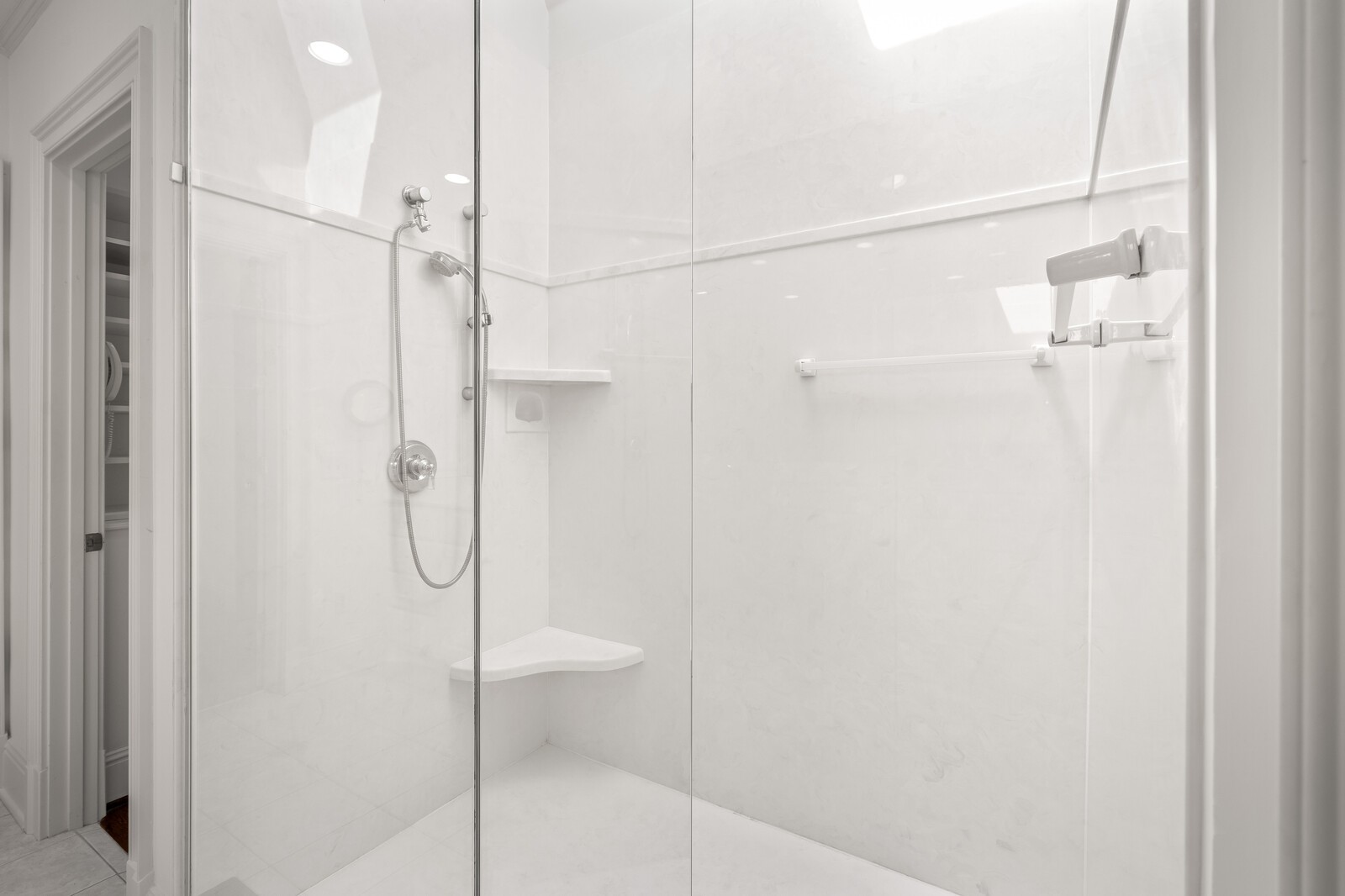 101 Whitney Place Ct
