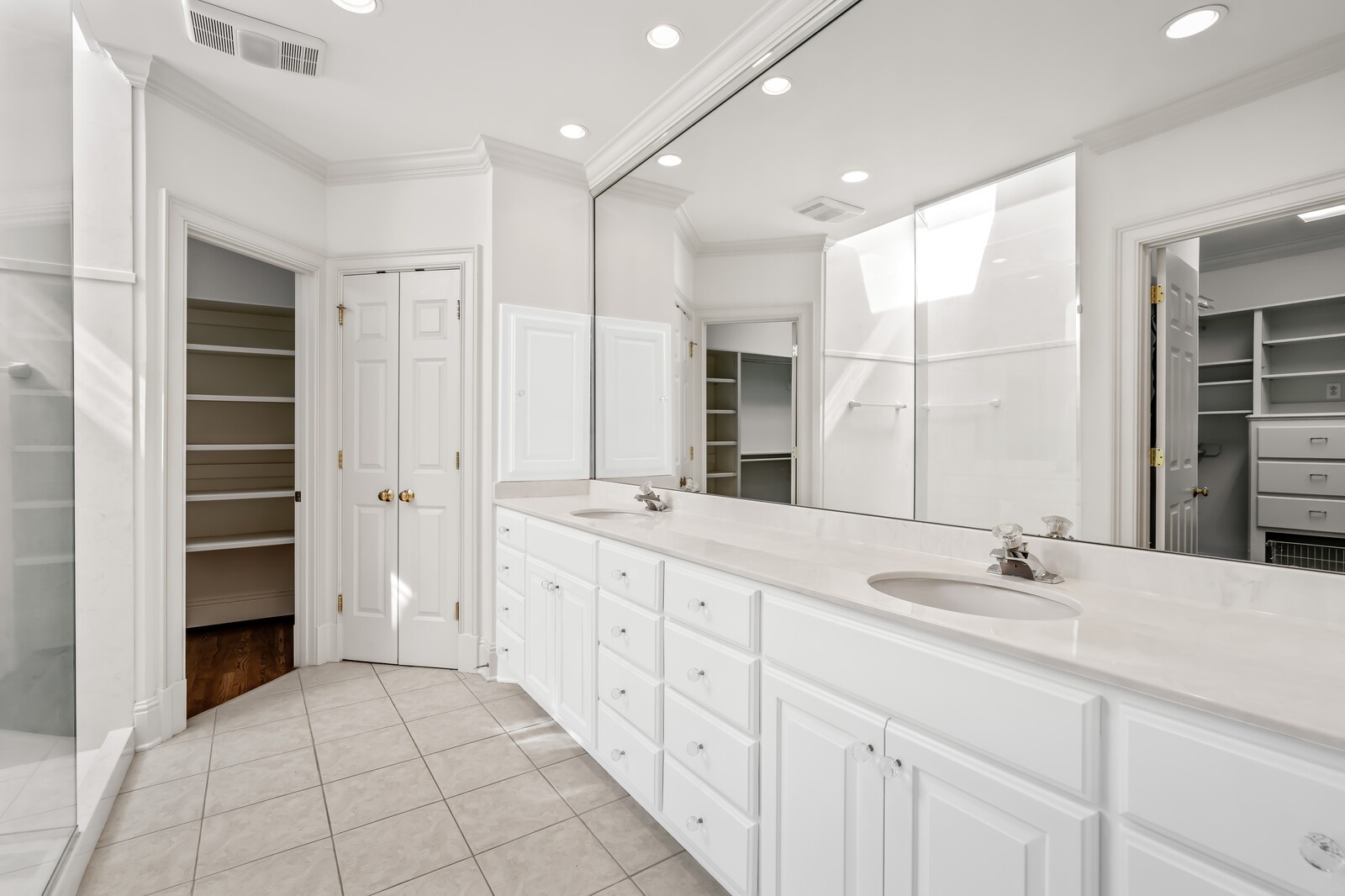 101 Whitney Place Ct