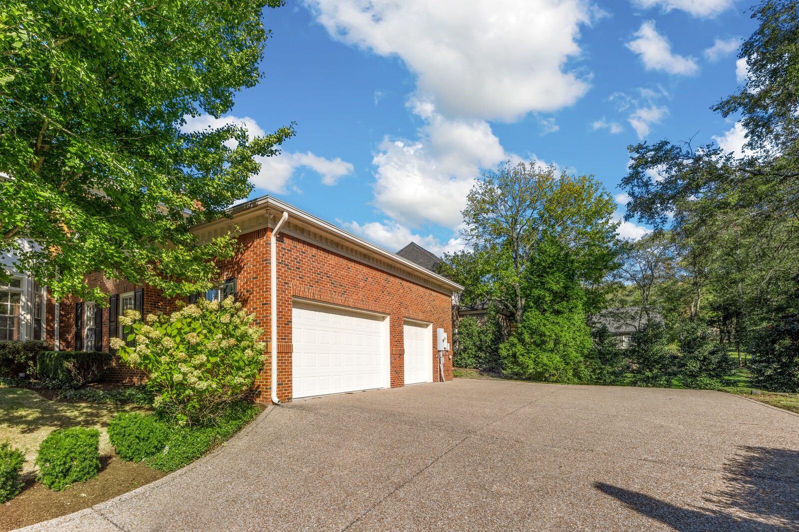 101 Whitney Place Ct