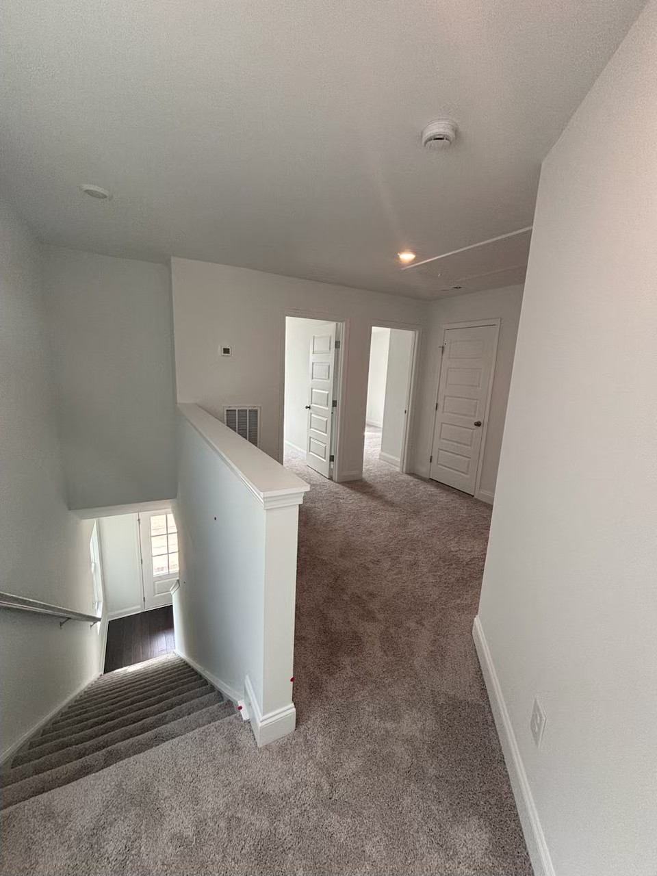 977 Nance Ln