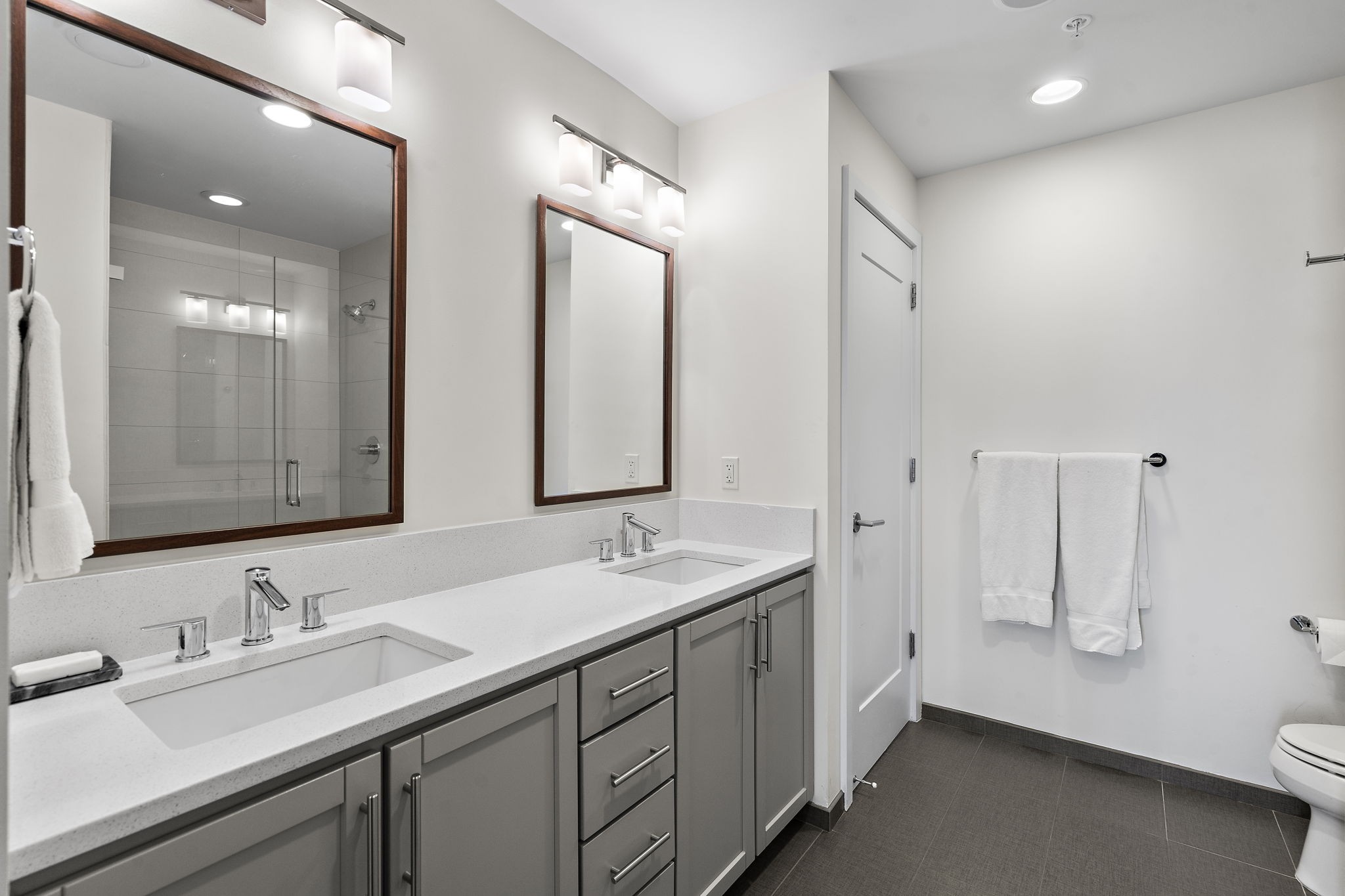 1212 Laurel St Unit: 1602