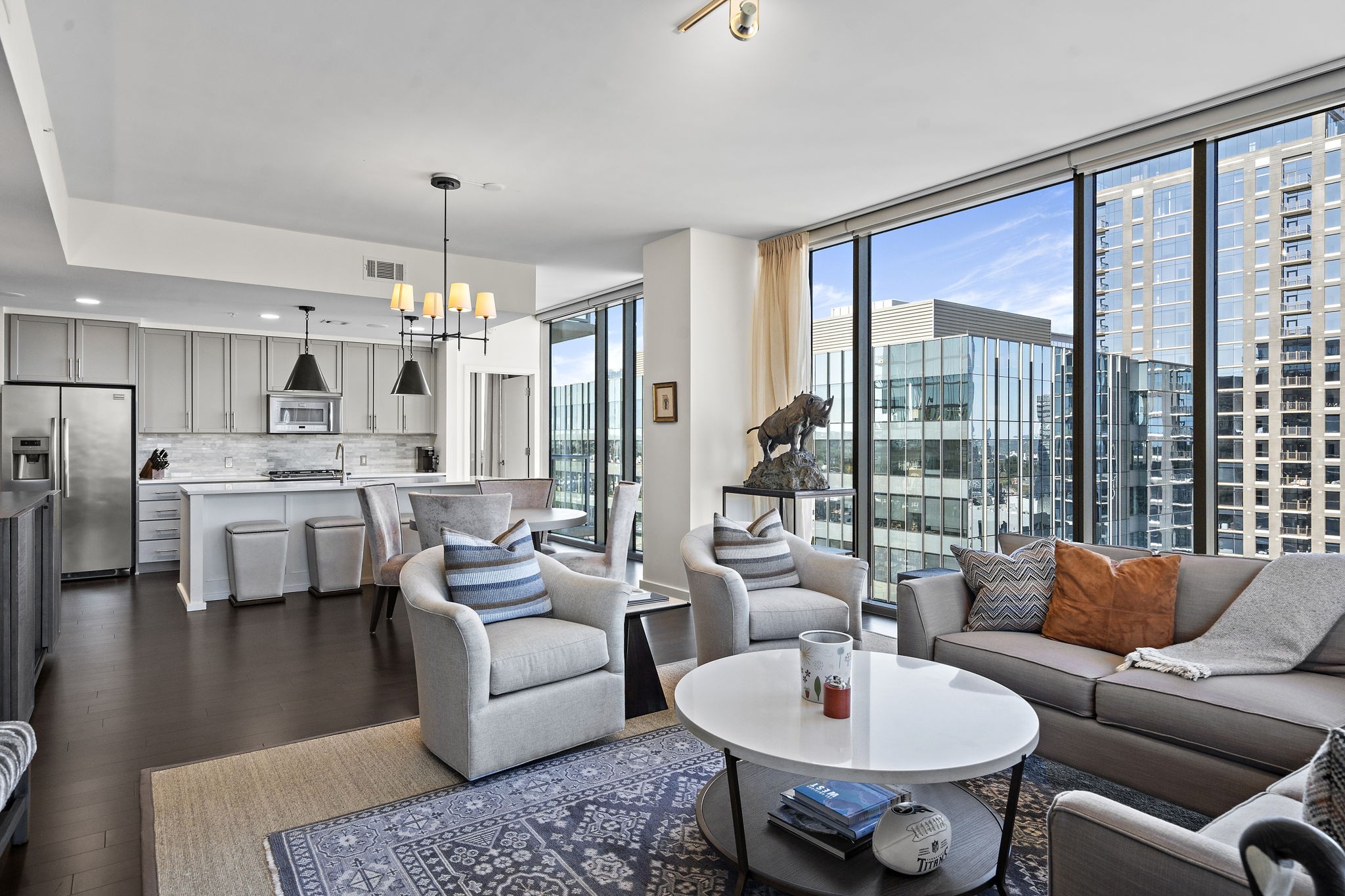 1212 Laurel St Unit: 1602