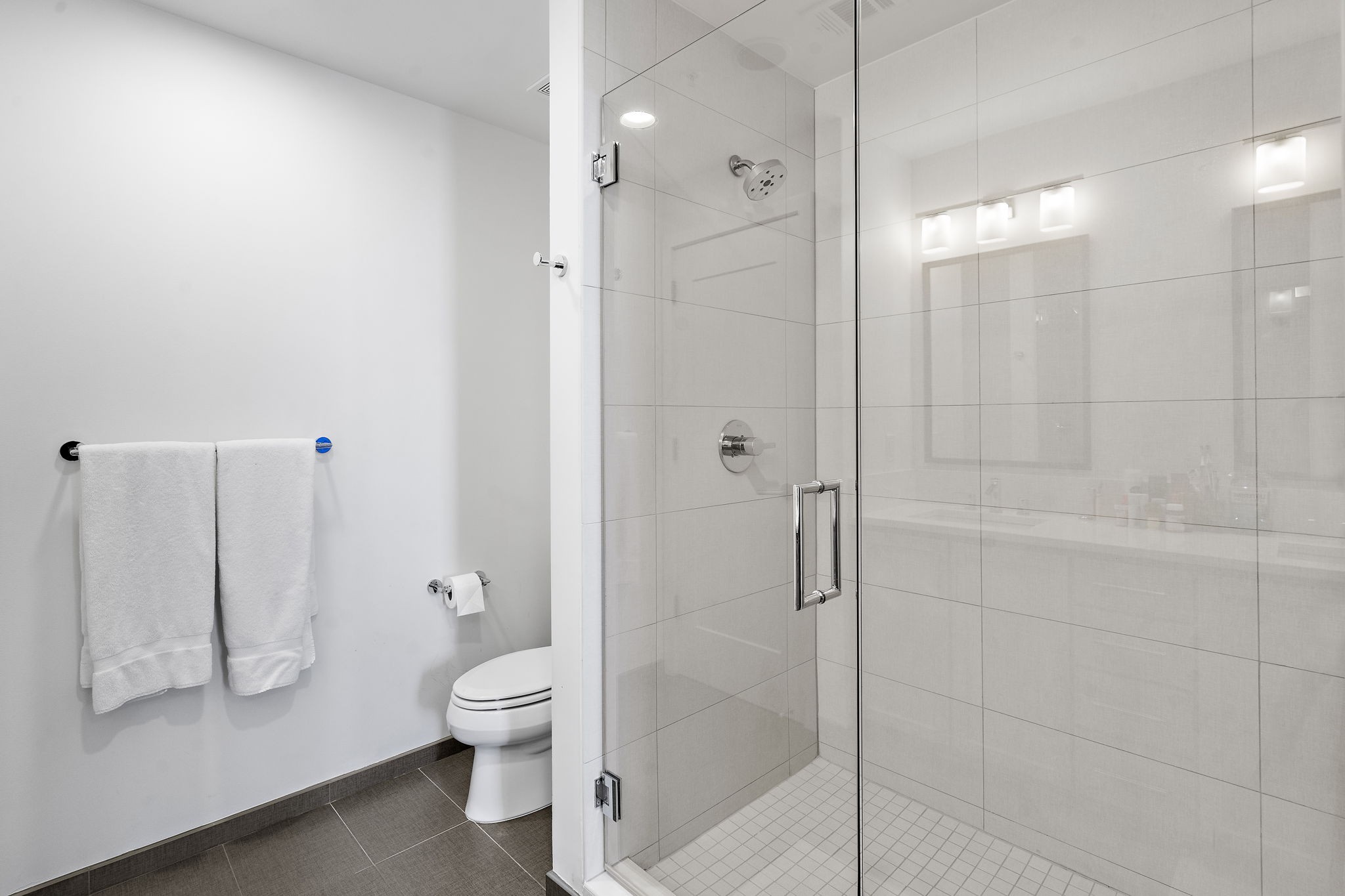 1212 Laurel St Unit: 1602