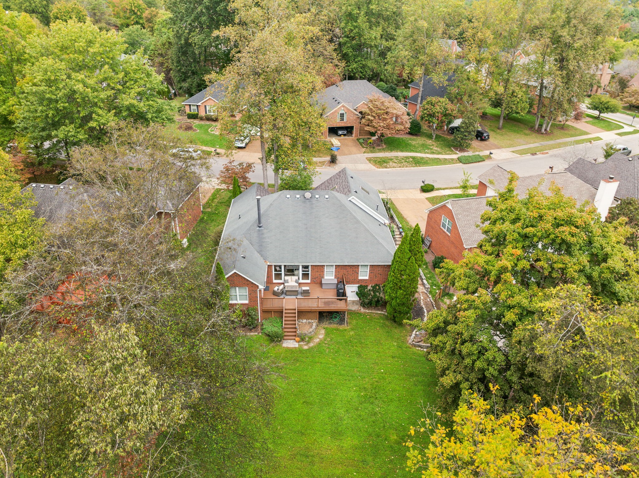 2553 Winder Dr