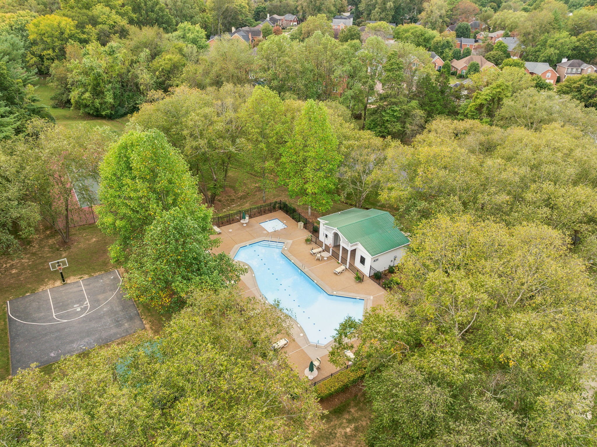 2553 Winder Dr