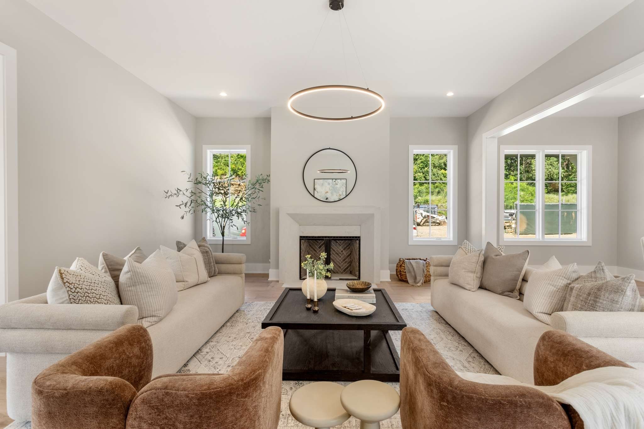 6052 Opus St