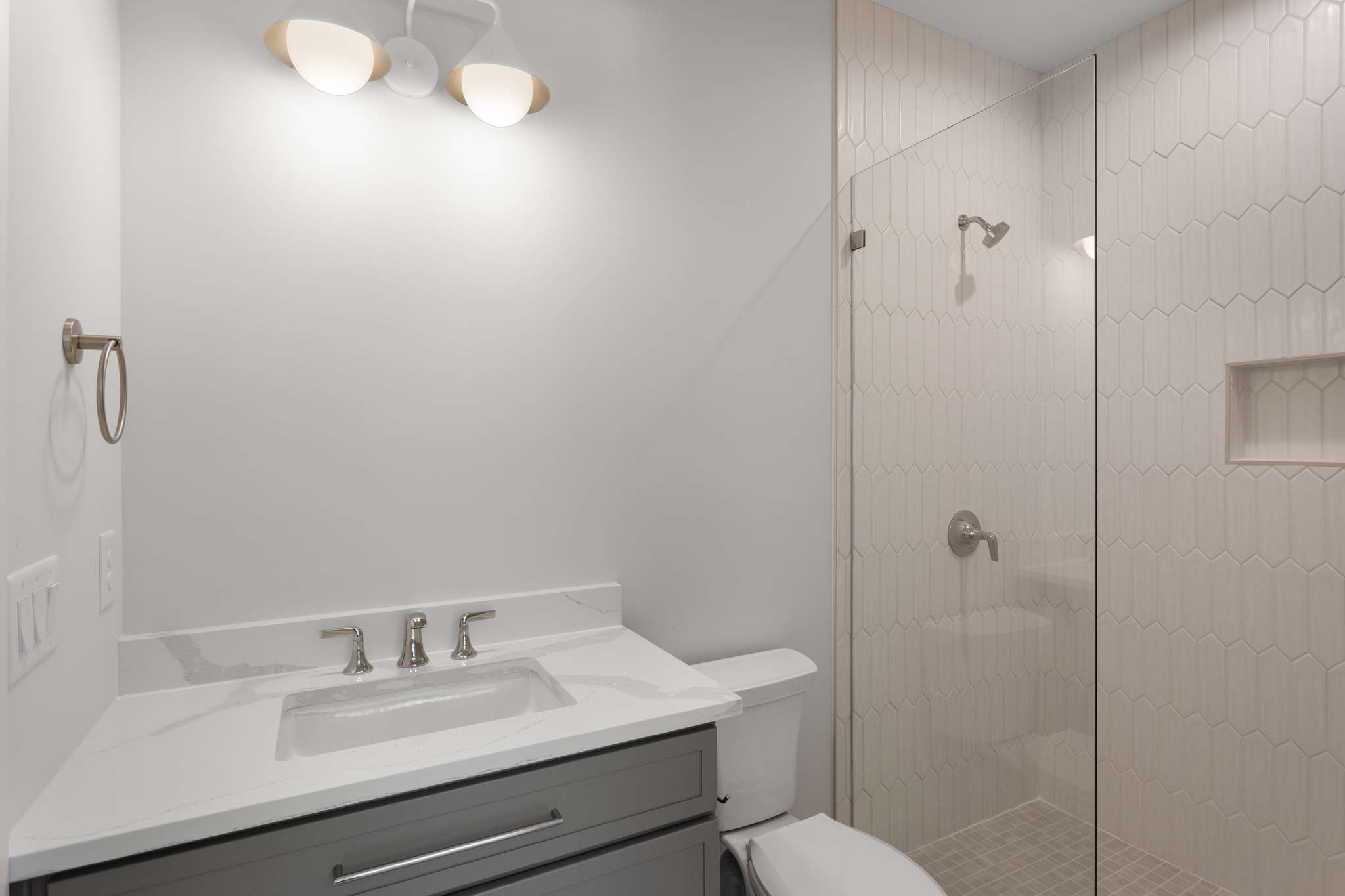 6052 Opus St