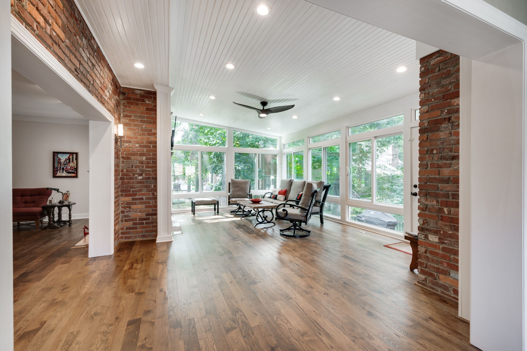 6319 Chickering Woods Dr