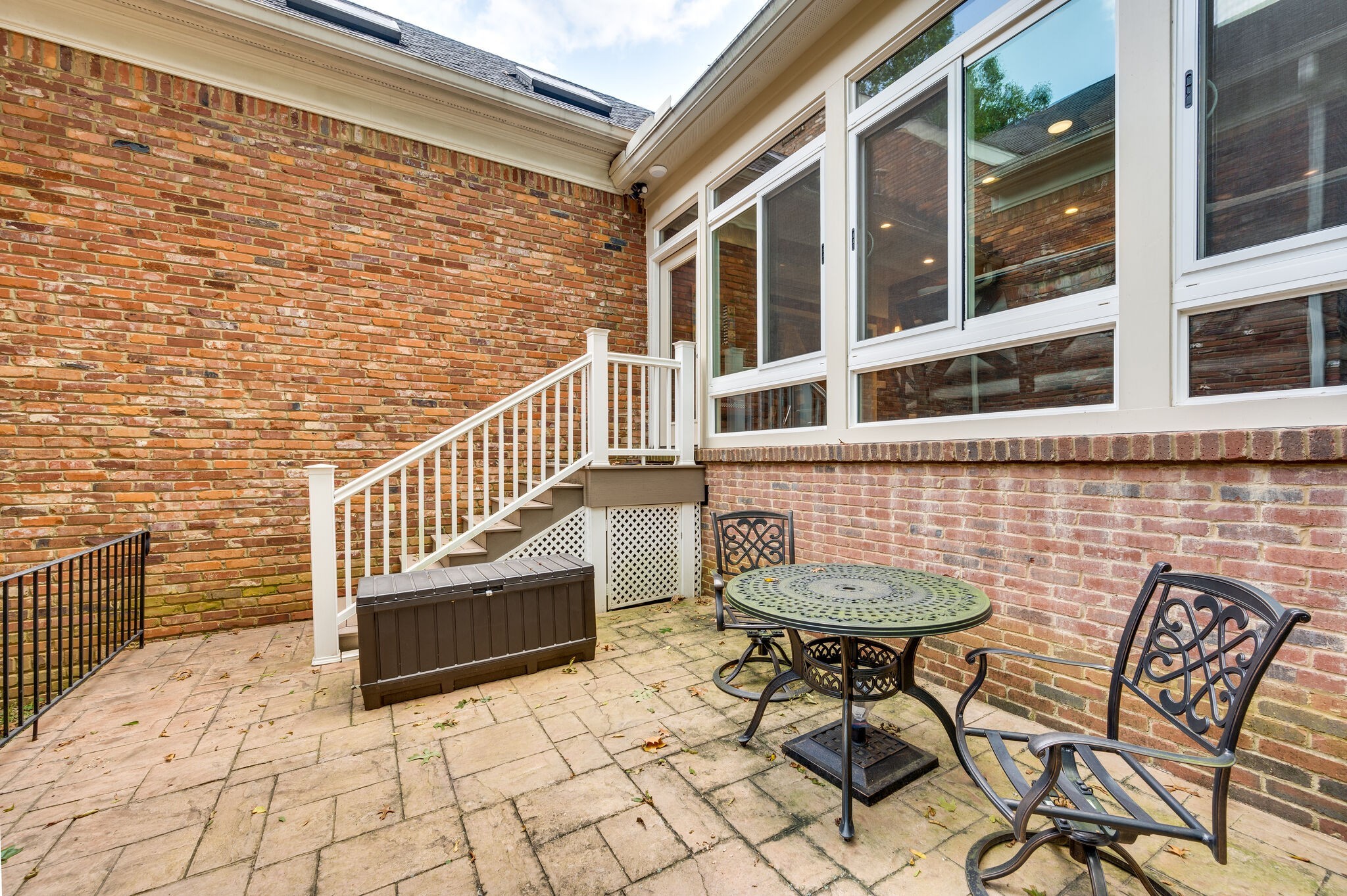 6319 Chickering Woods Dr