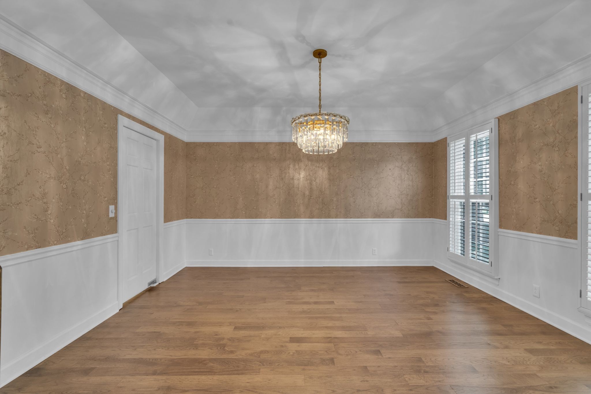 6319 Chickering Woods Dr