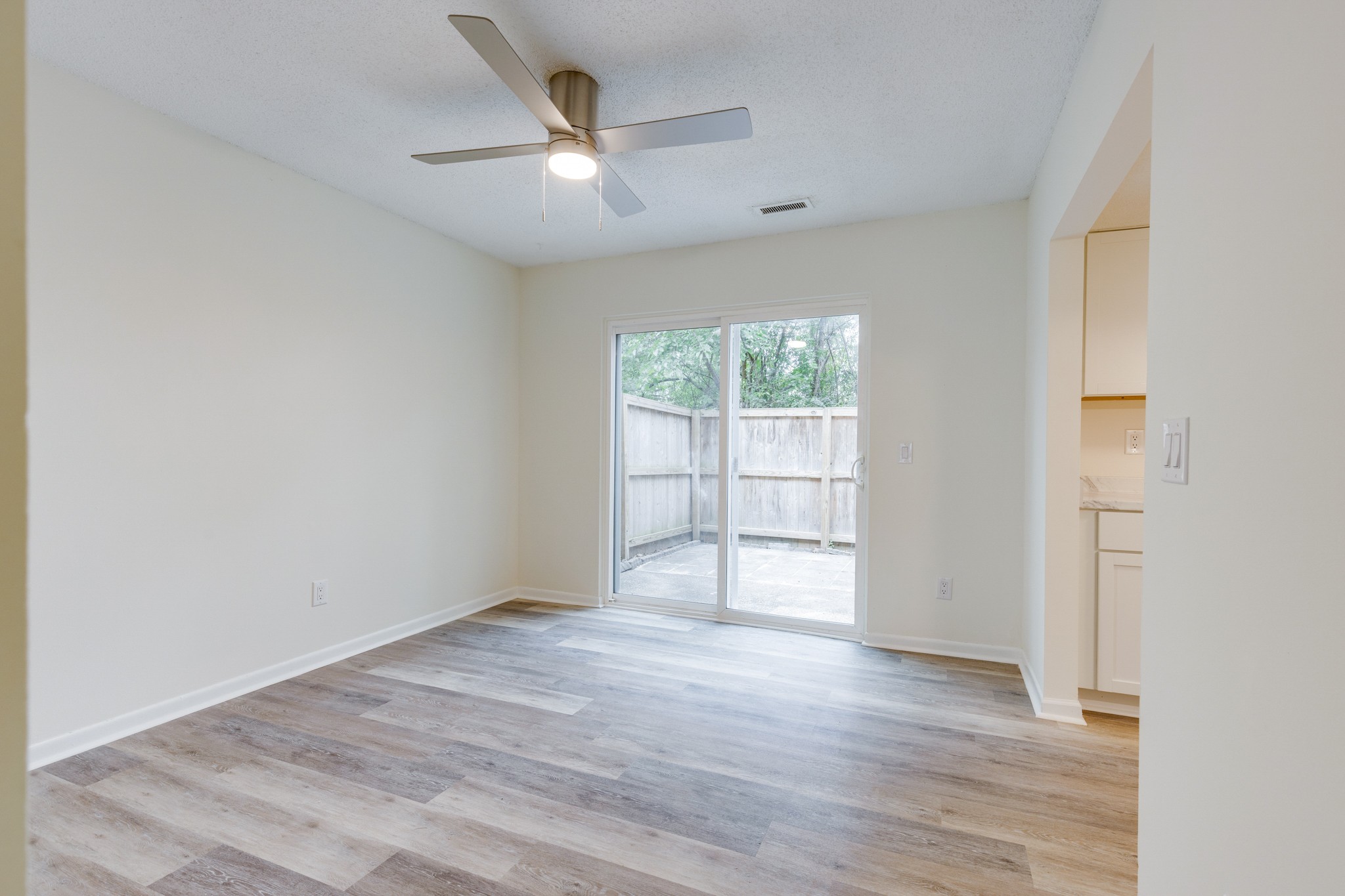 2105 Granville Rd
