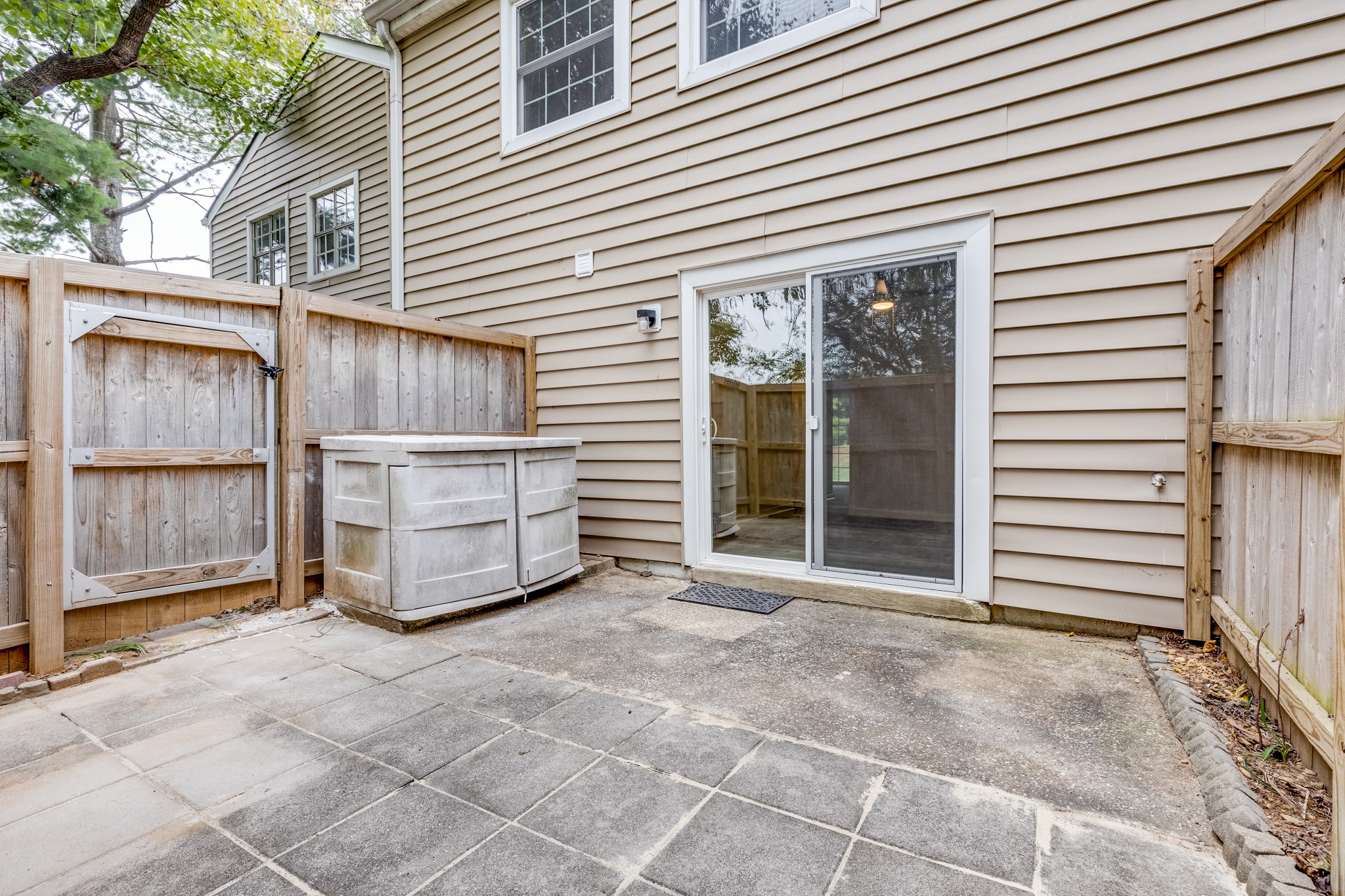 2105 Granville Rd